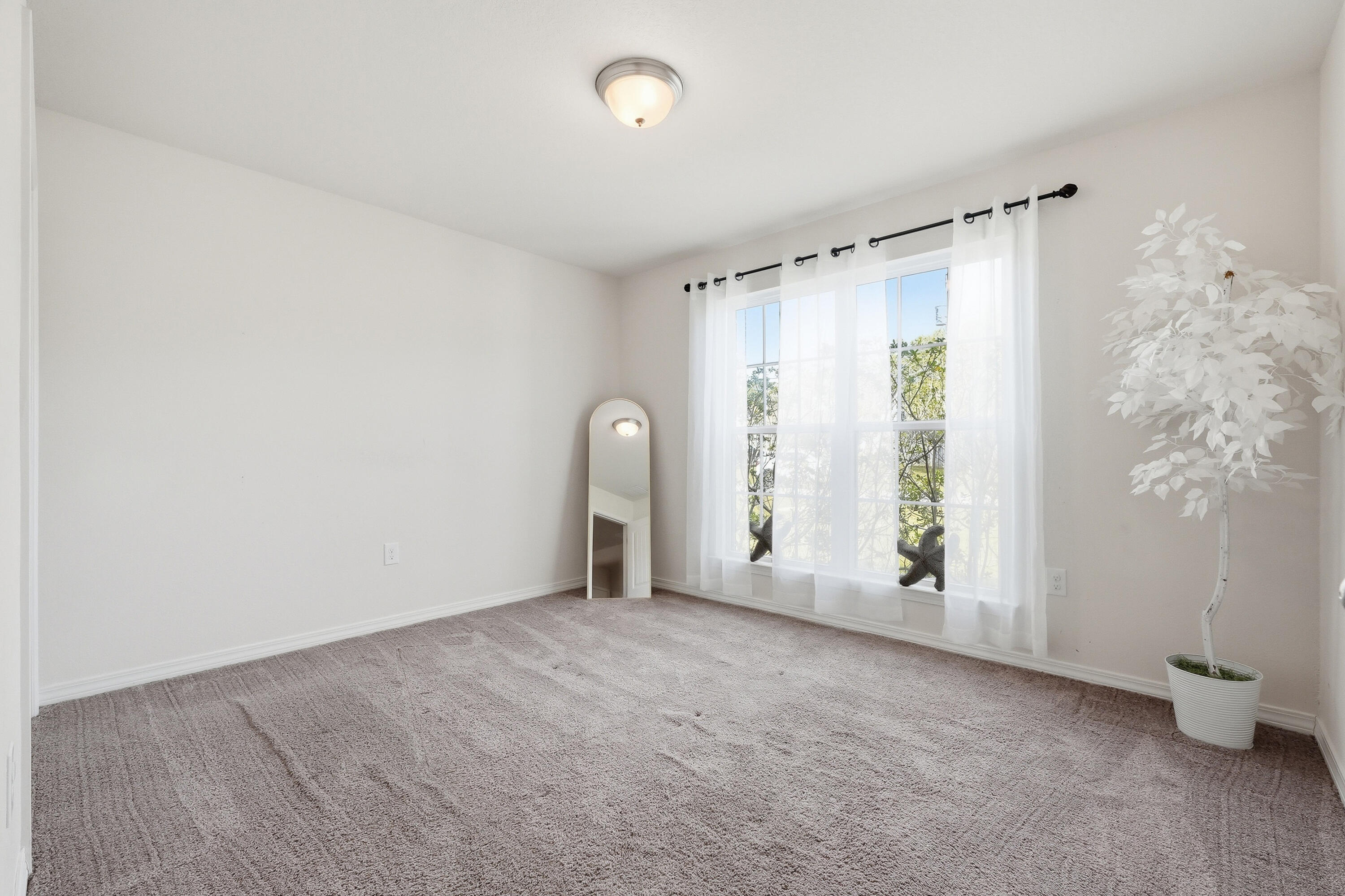 NAVARRE S/D 2ND ADDN - Residential