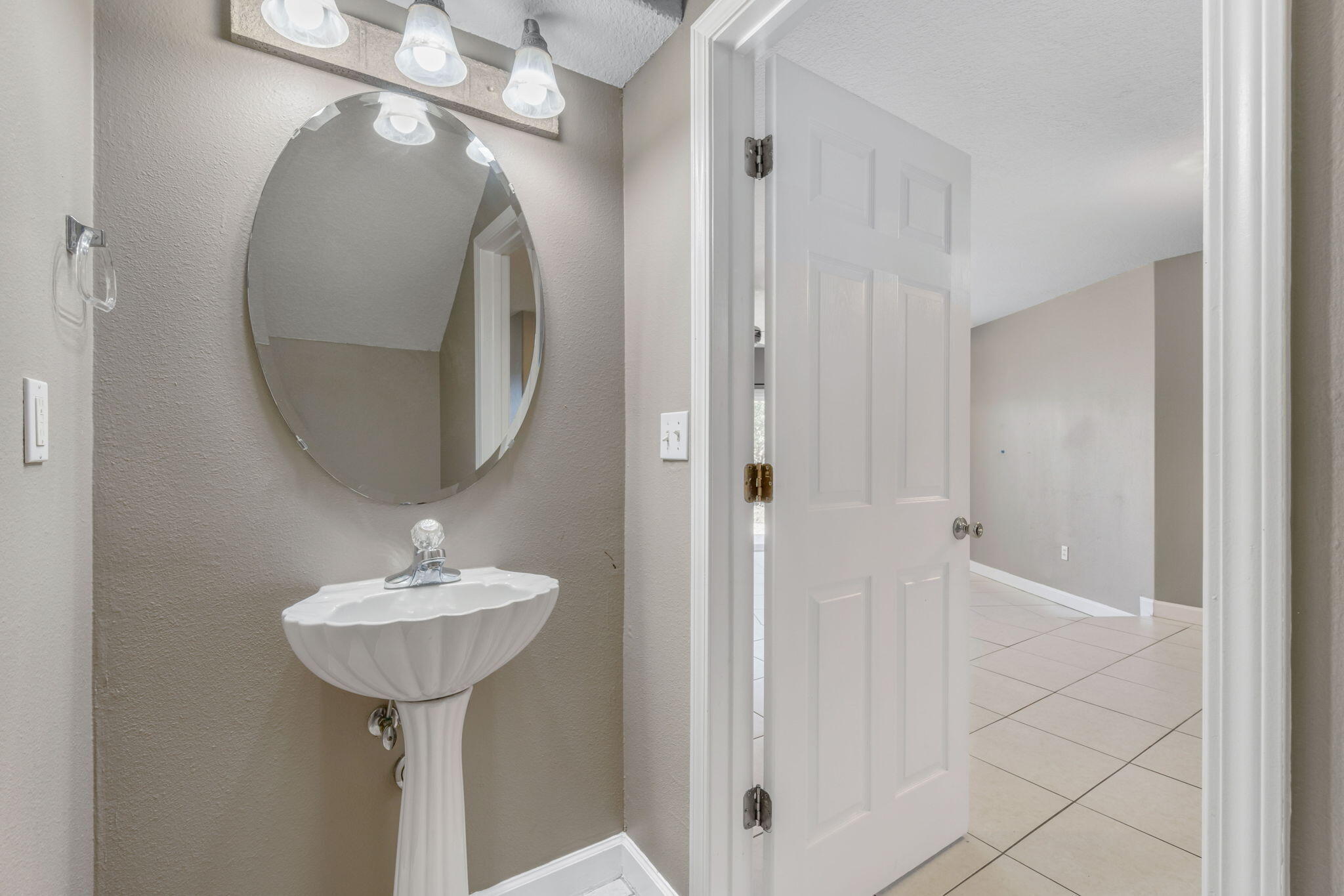 PELICAN PLACE T/H EAST - Residential