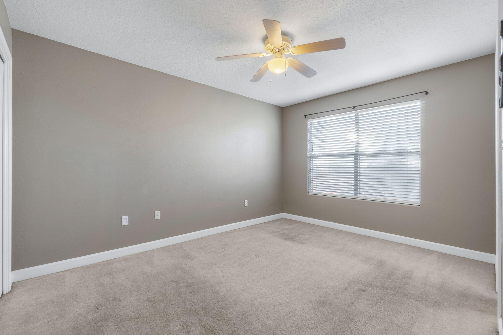 PELICAN PLACE T/H EAST - Residential