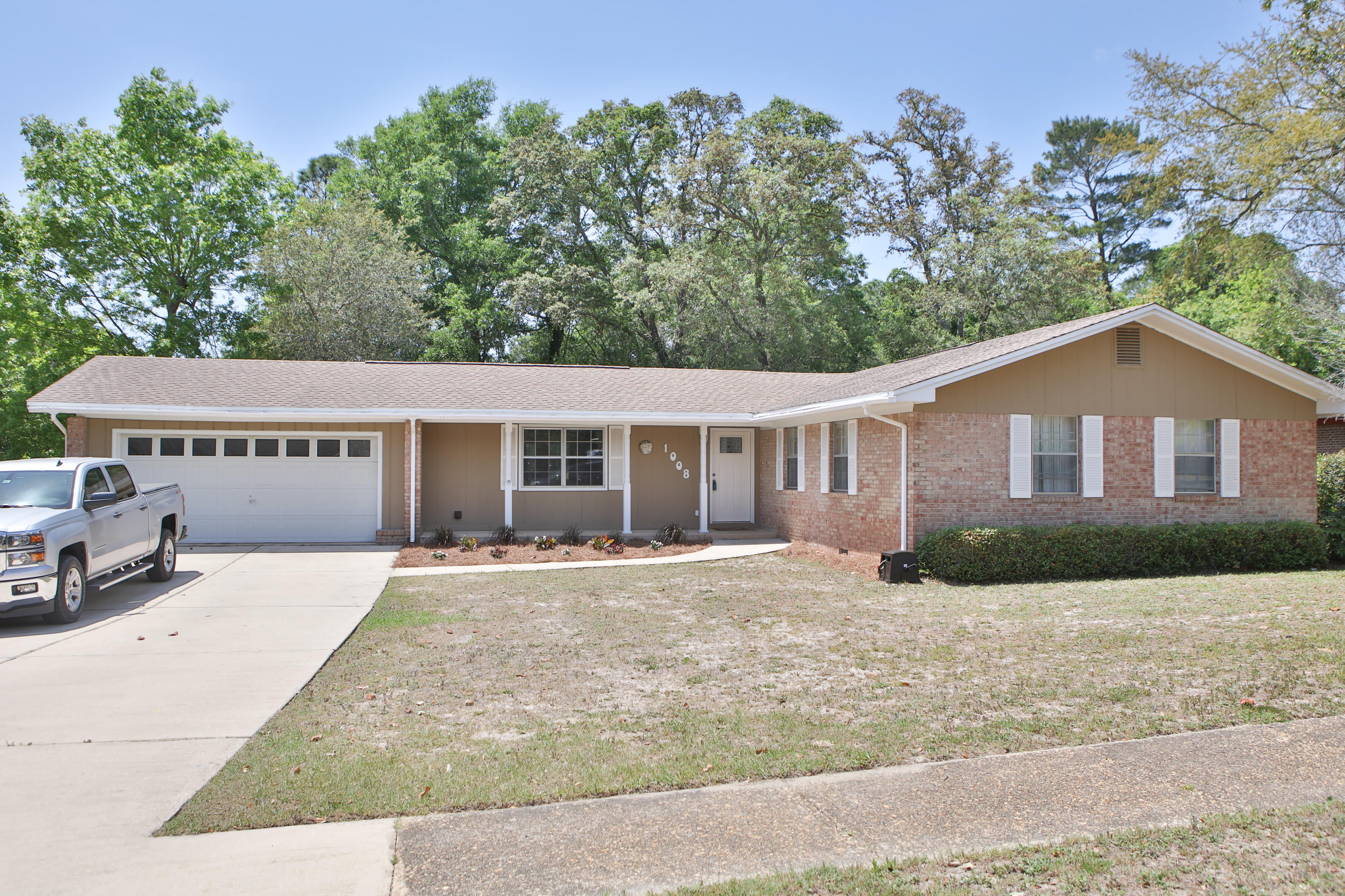 PINE LAKE S/D - Residential