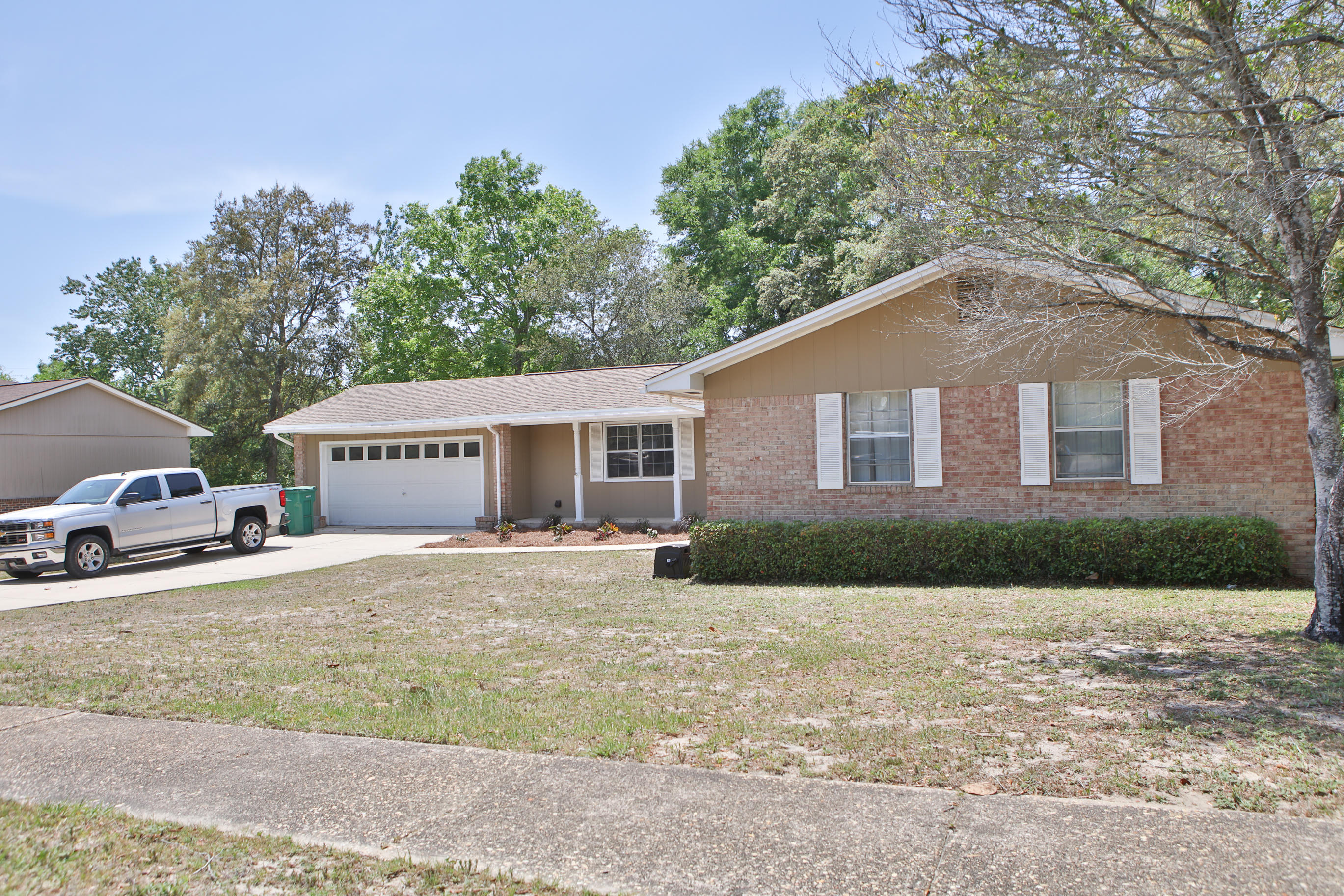 PINE LAKE S/D - Residential