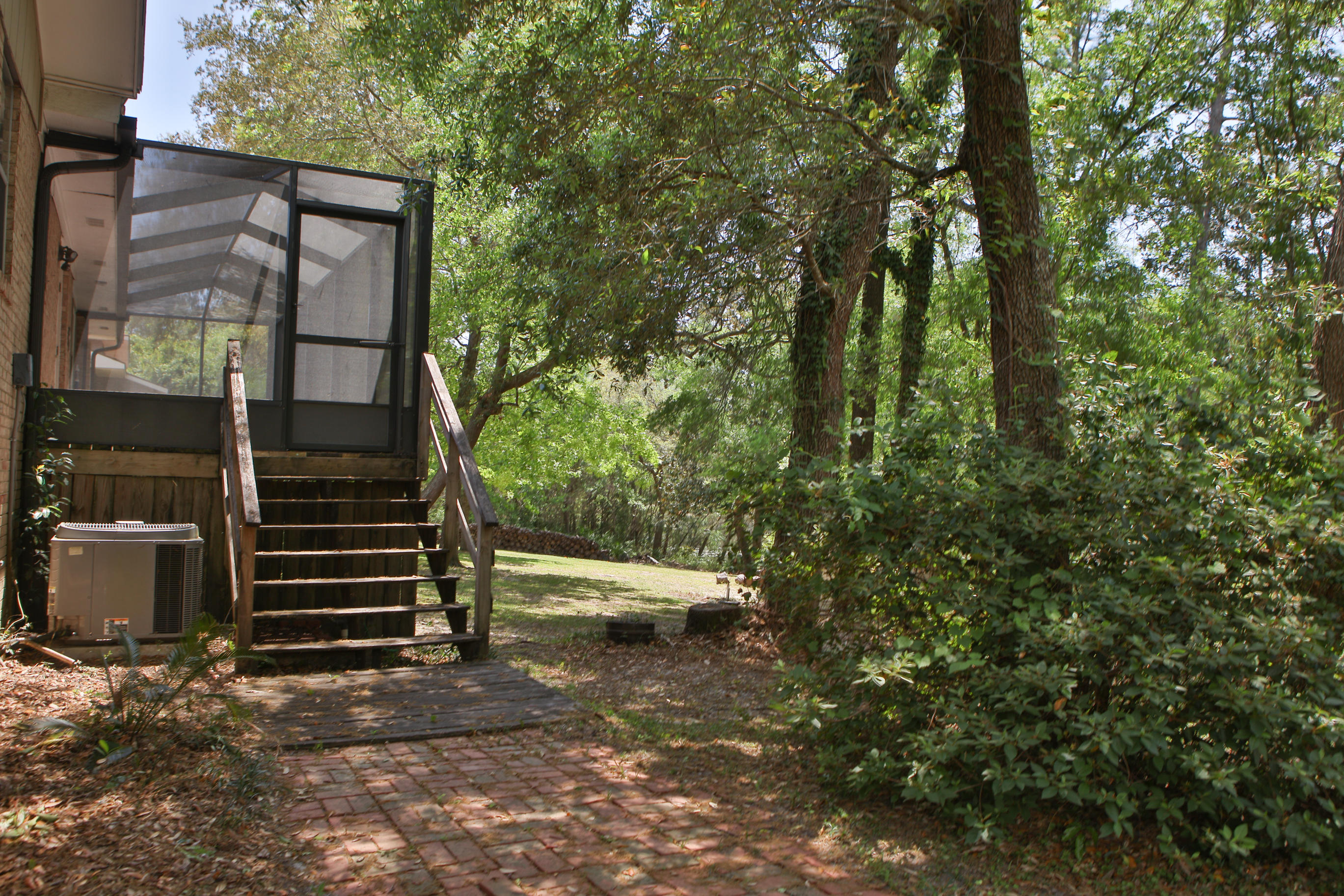 PINE LAKE S/D - Residential