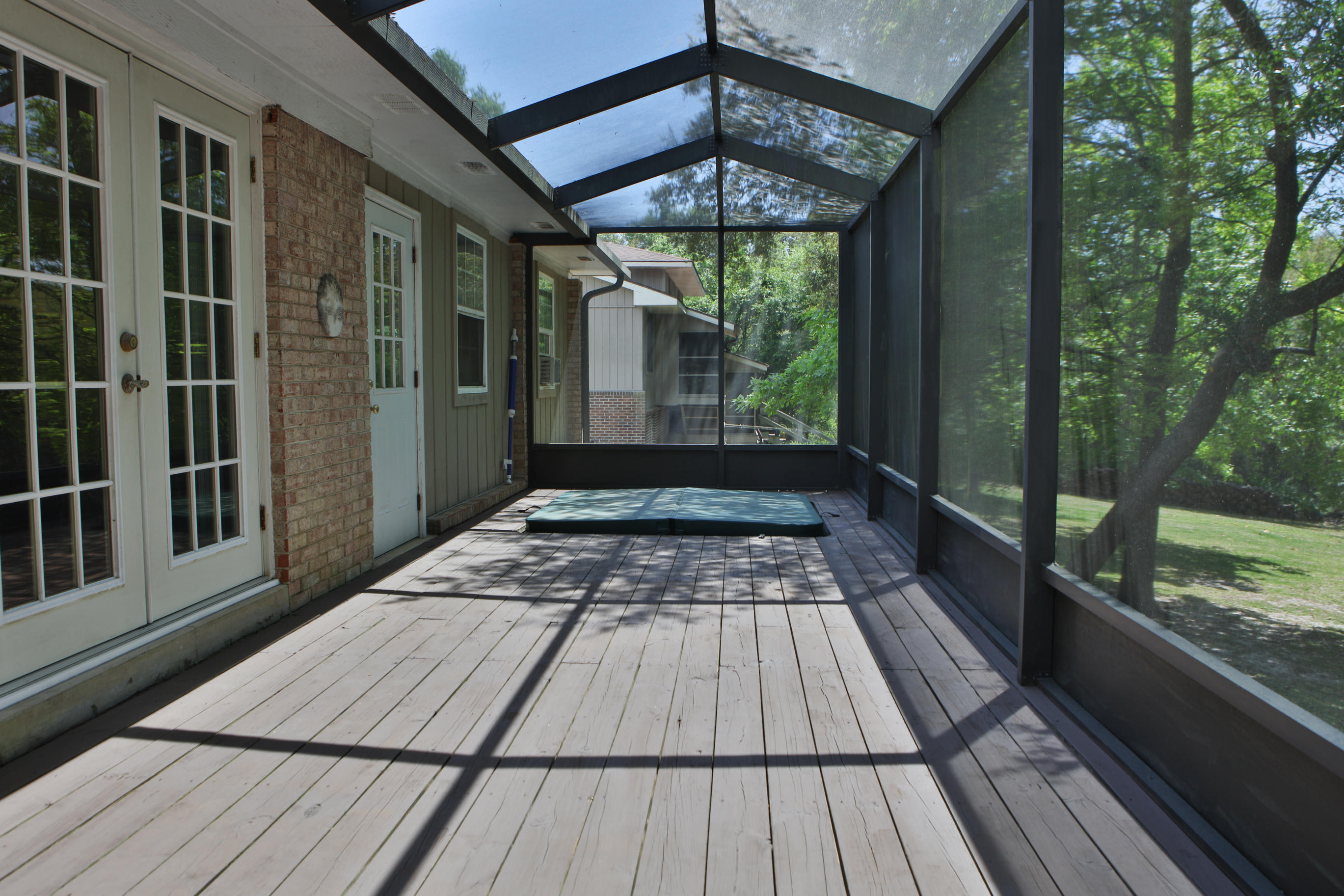 PINE LAKE S/D - Residential