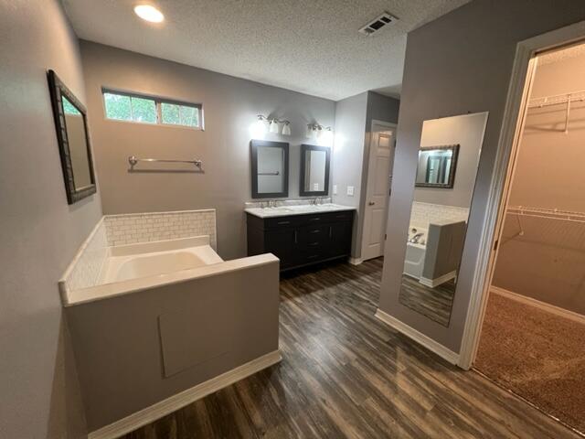 NORTH RIDGE CREEK S/D - Residential Lease