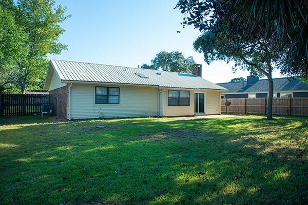 OAKRIDGE MANOR - Residential Lease