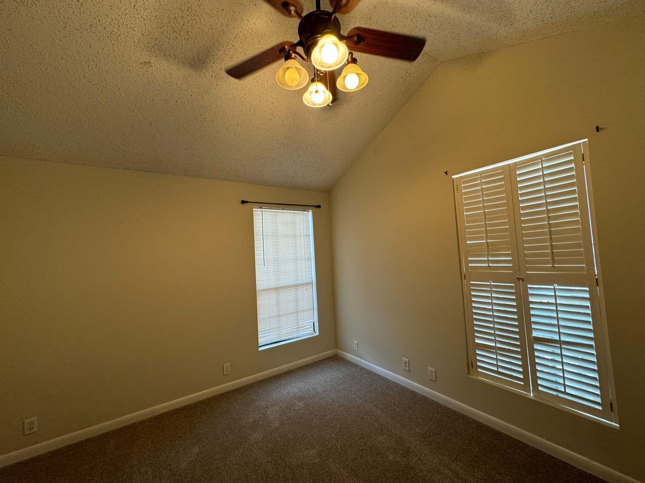 METES & BOUNDS - Residential Lease