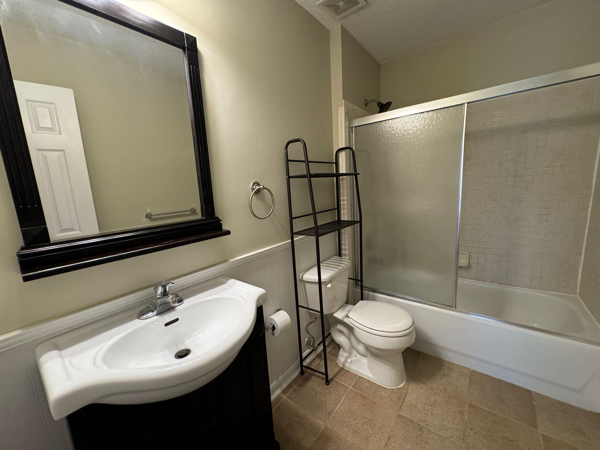 METES & BOUNDS - Residential Lease