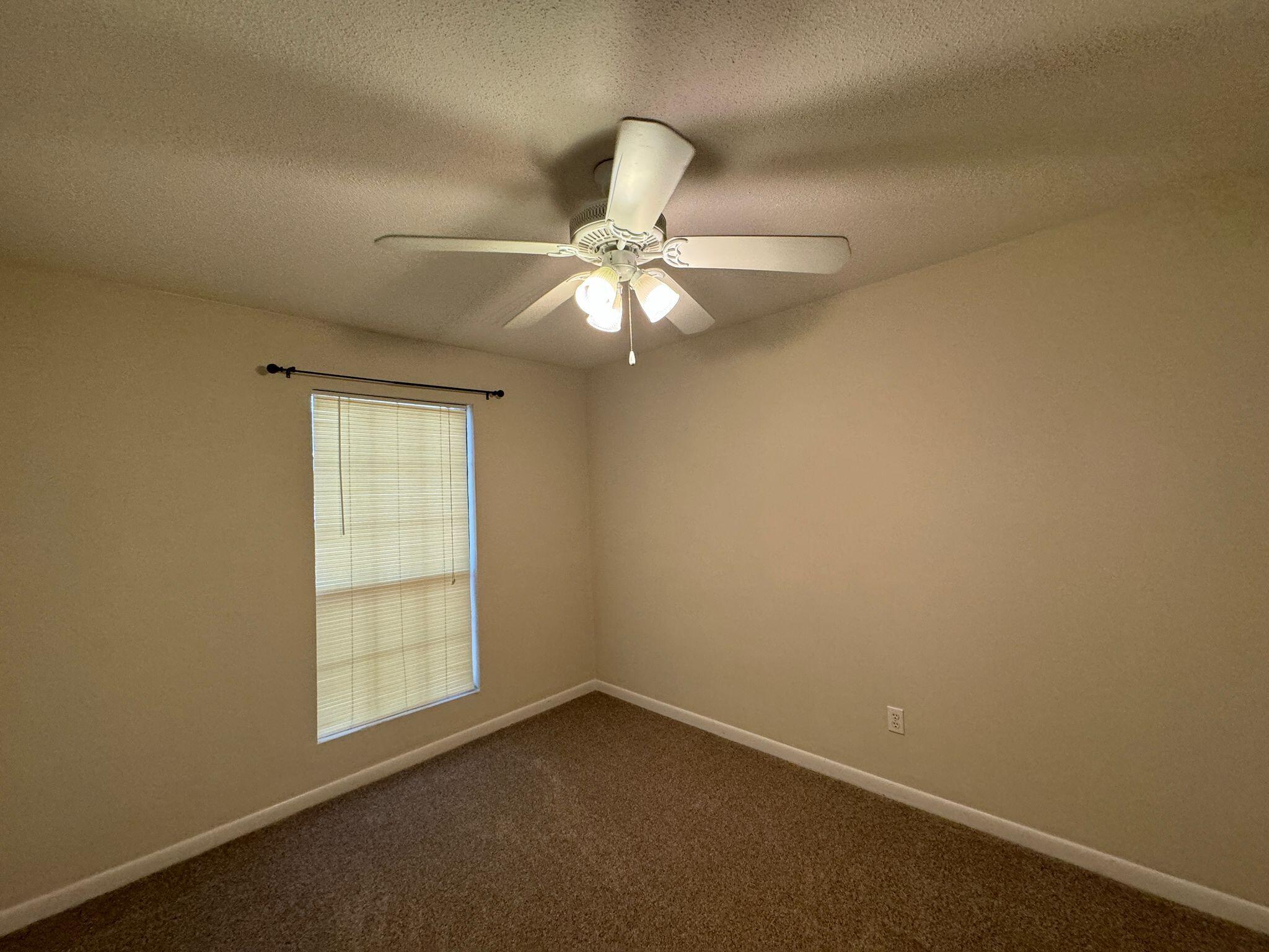 METES & BOUNDS - Residential Lease