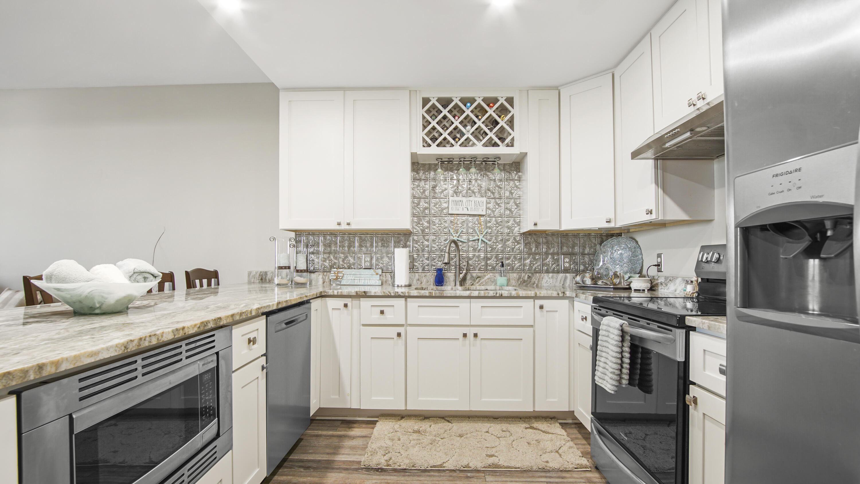 Laketown Wharf - Residential