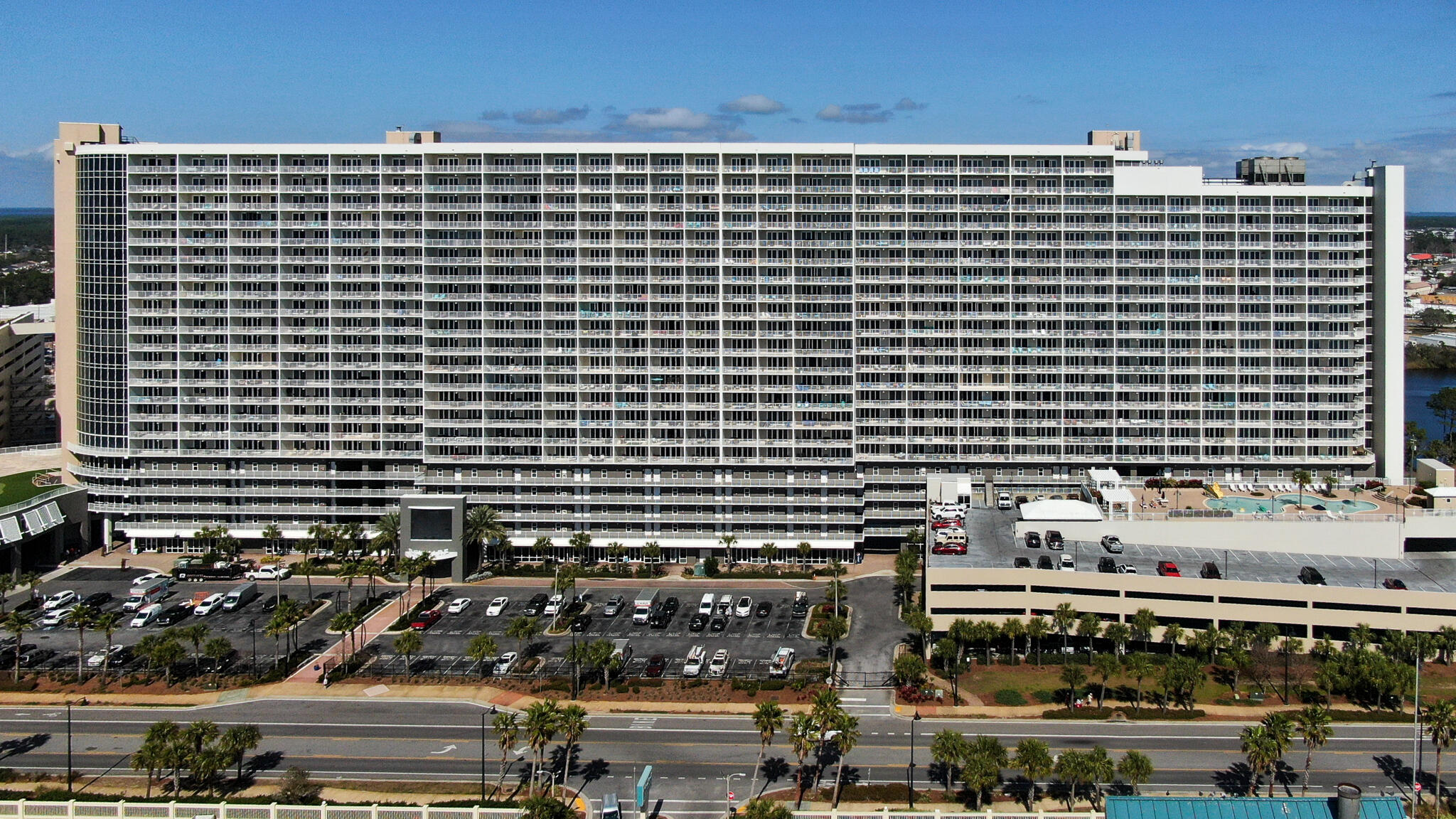 Laketown Wharf - Residential