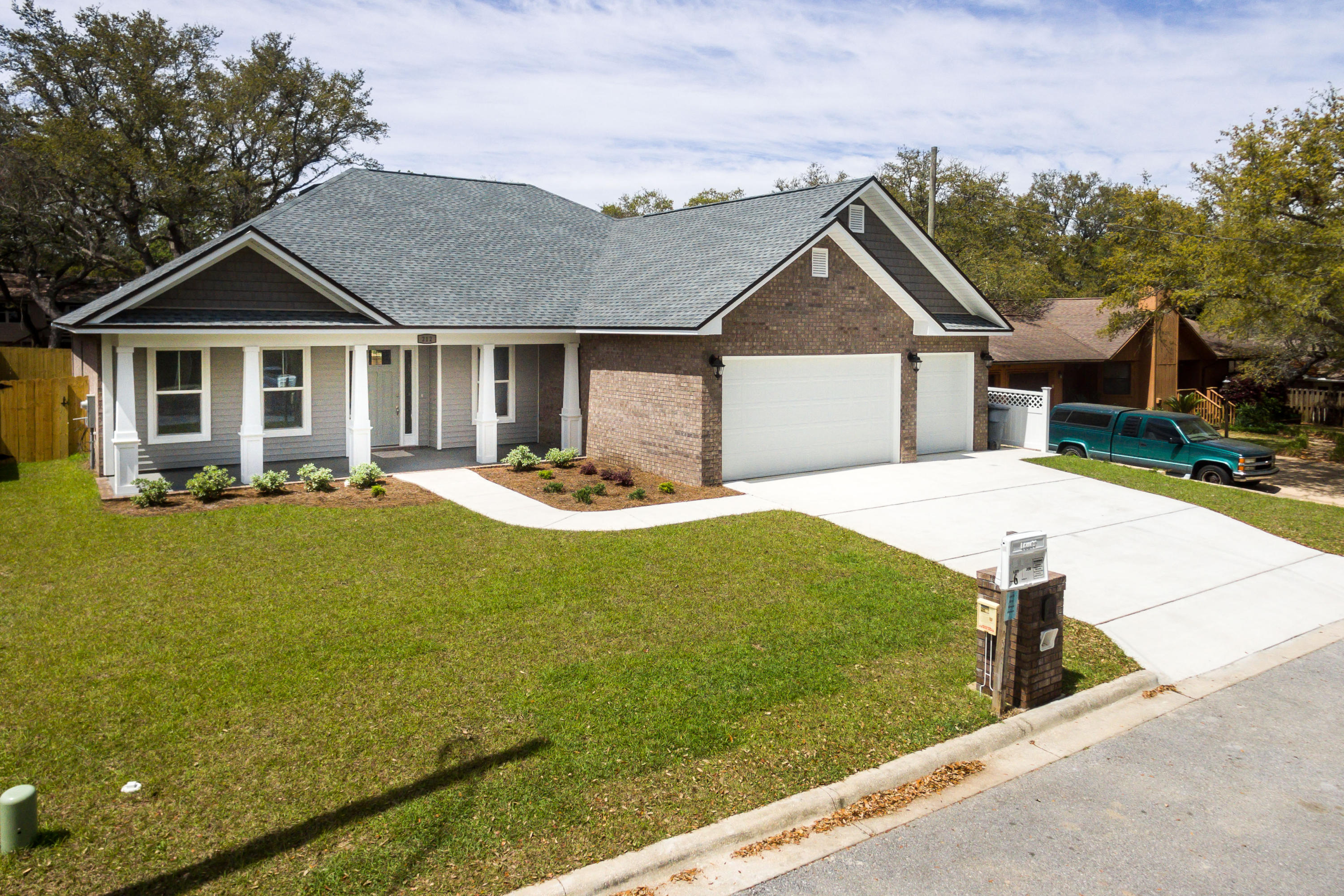 Shady Glen Cove - Residential