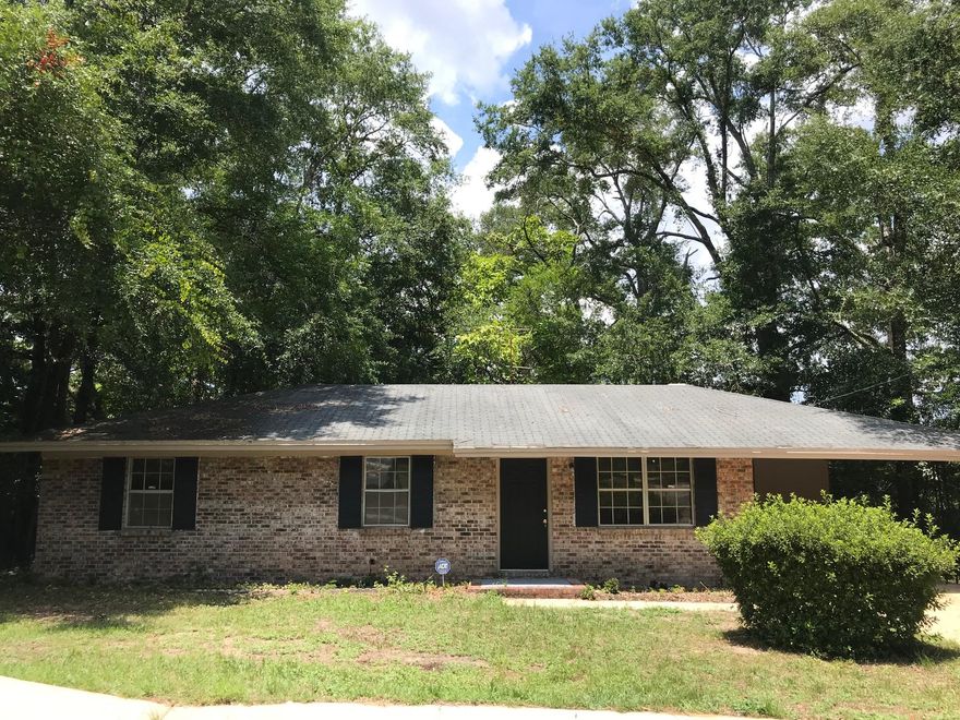 CALLING ALL INVESTORS! Great 3 bedroom 1 bath fixer upper for sale in Defuniak Springs. Large lot, one car carport, attached laundry area, formal living room, and more. This property needs updates and TLC but would make a great flip or income property. Vacant and easy to show!