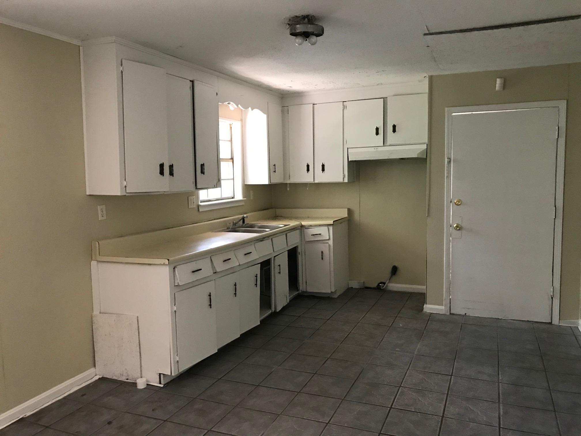 TOWN OF DEFUNIAK SPRINGS - Residential