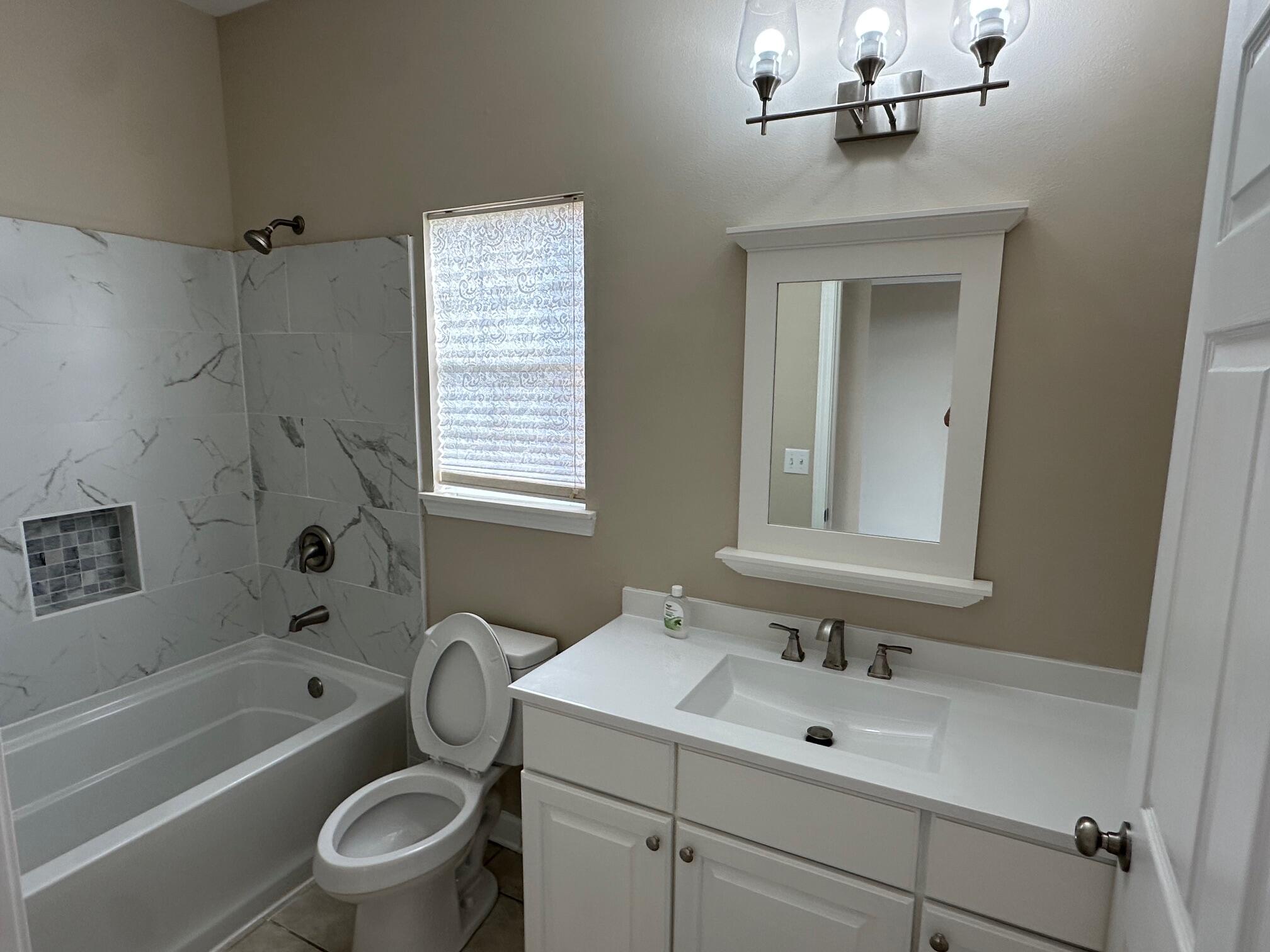00-2S-22-2230-000A-0080 - Residential