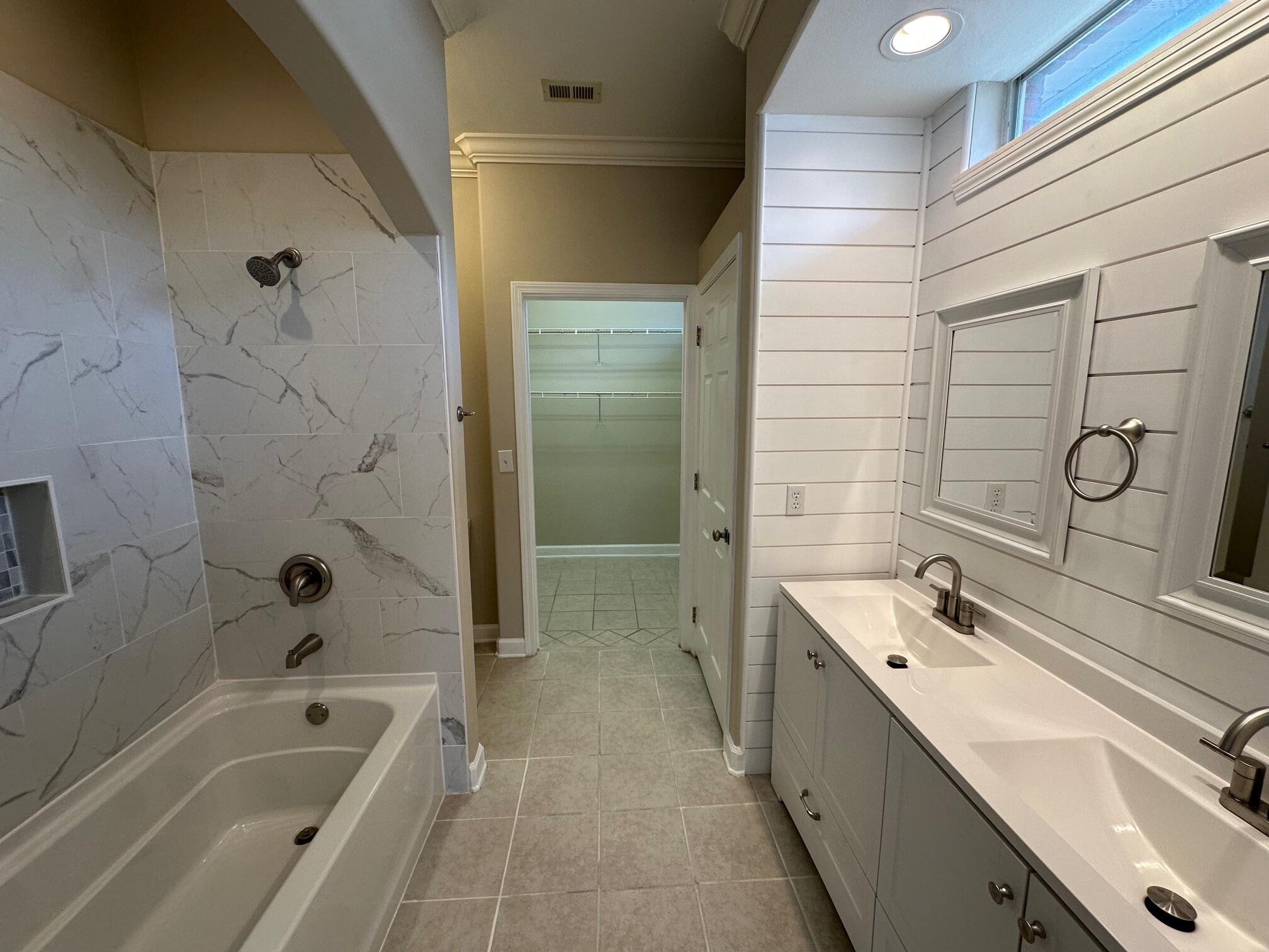 00-2S-22-2230-000A-0080 - Residential