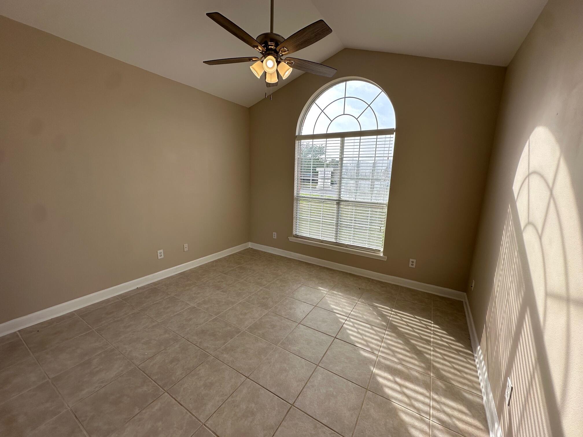 00-2S-22-2230-000A-0080 - Residential
