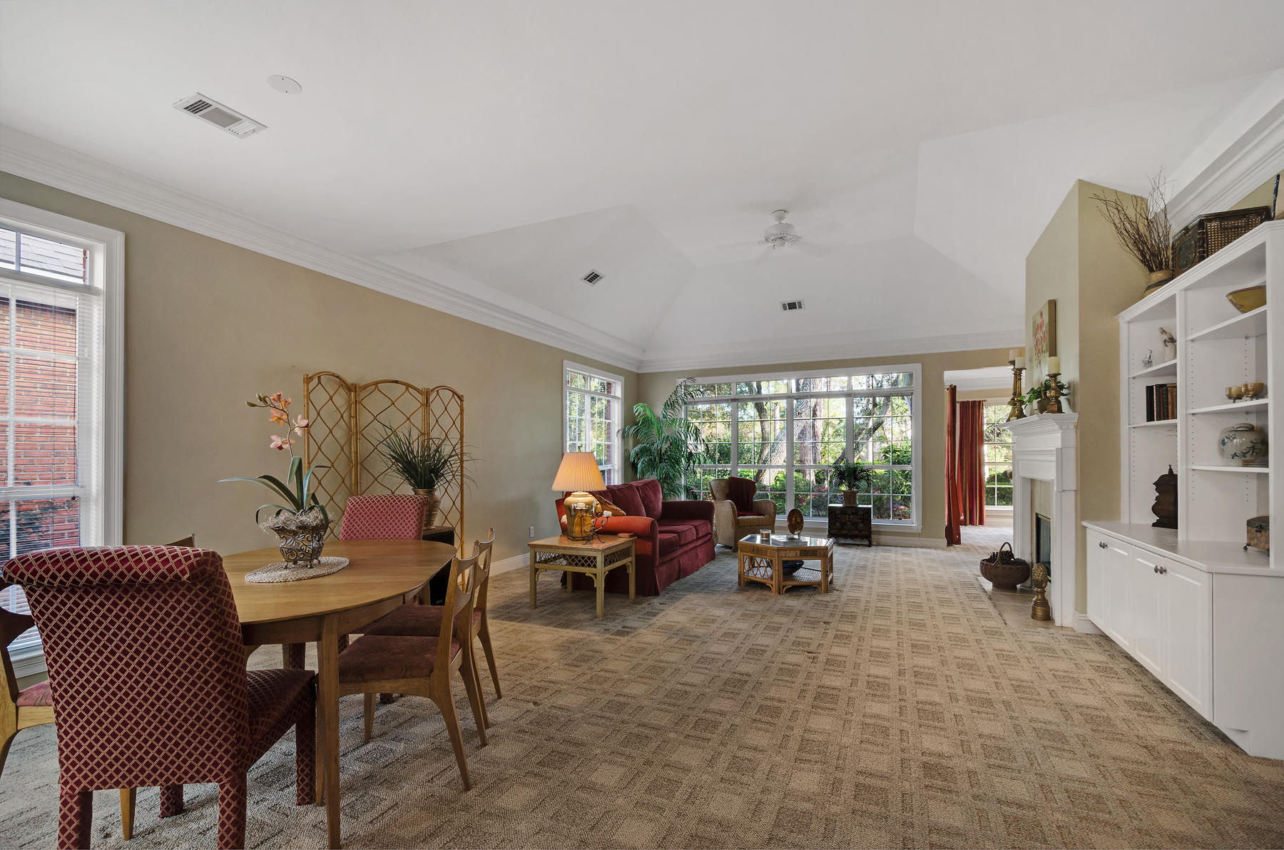 OAKMONT PLACE - Residential