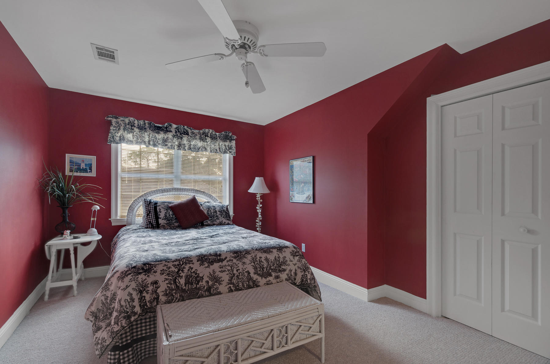 OAKMONT PLACE - Residential