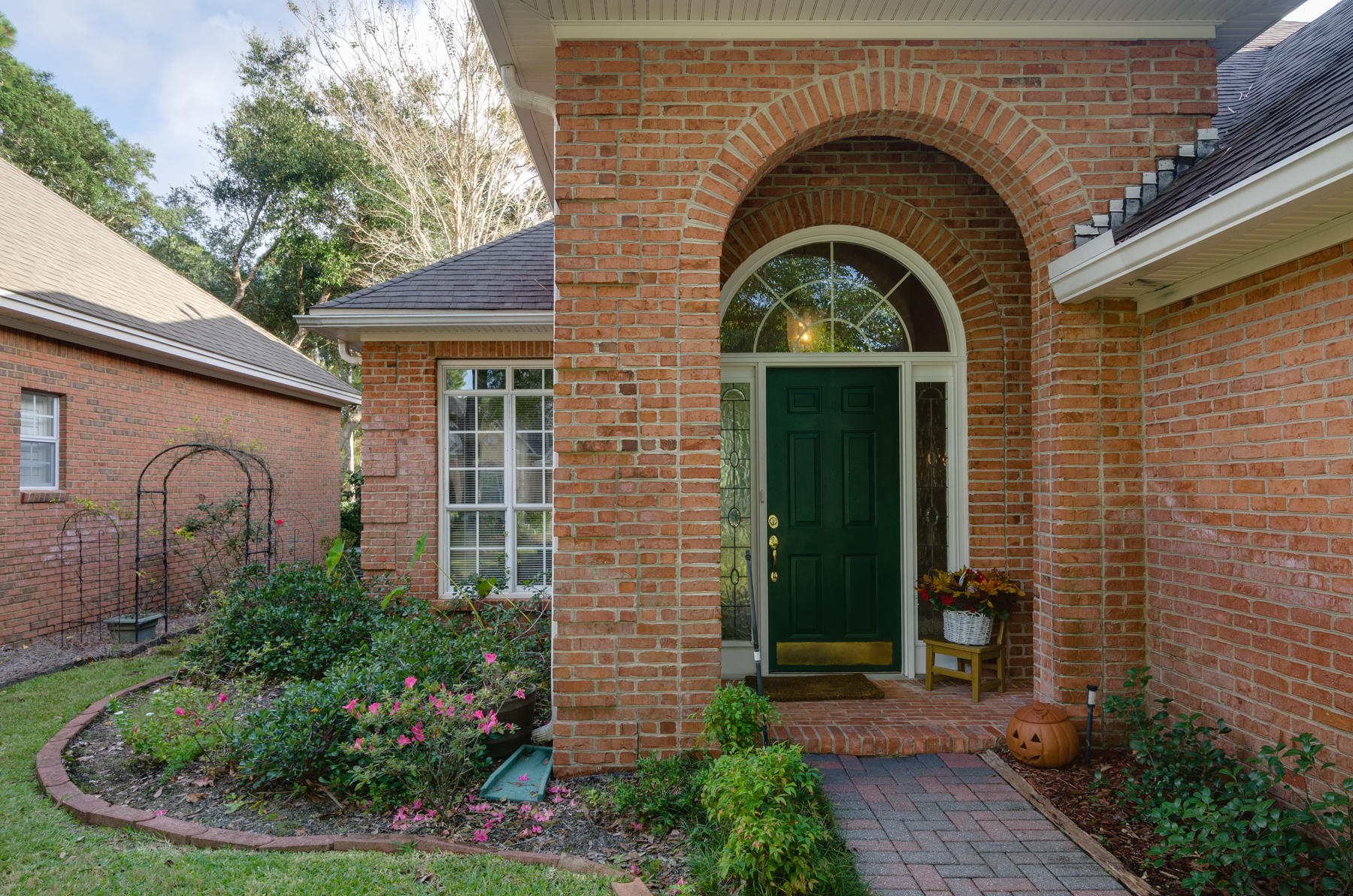 OAKMONT PLACE - Residential