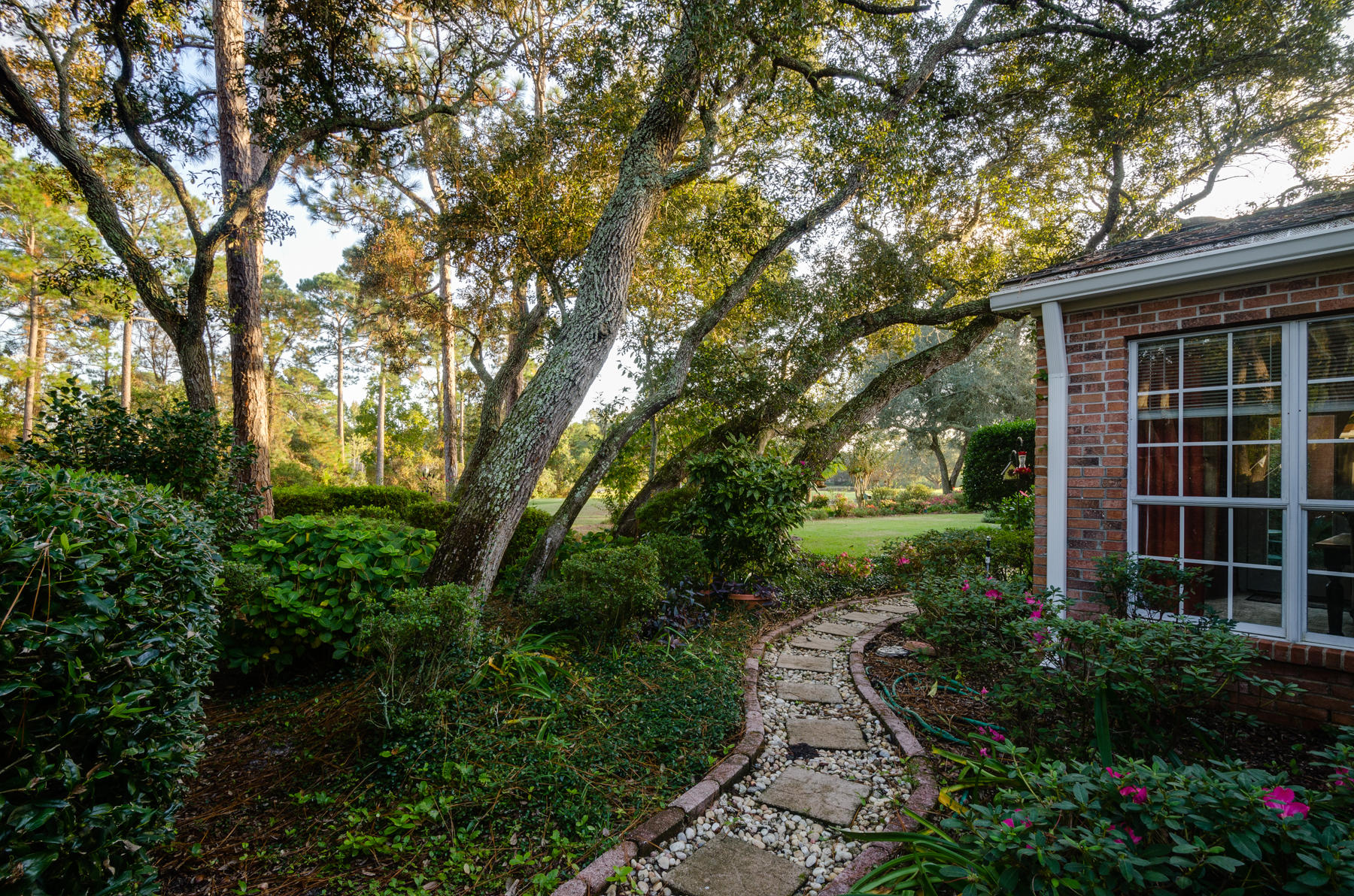 OAKMONT PLACE - Residential