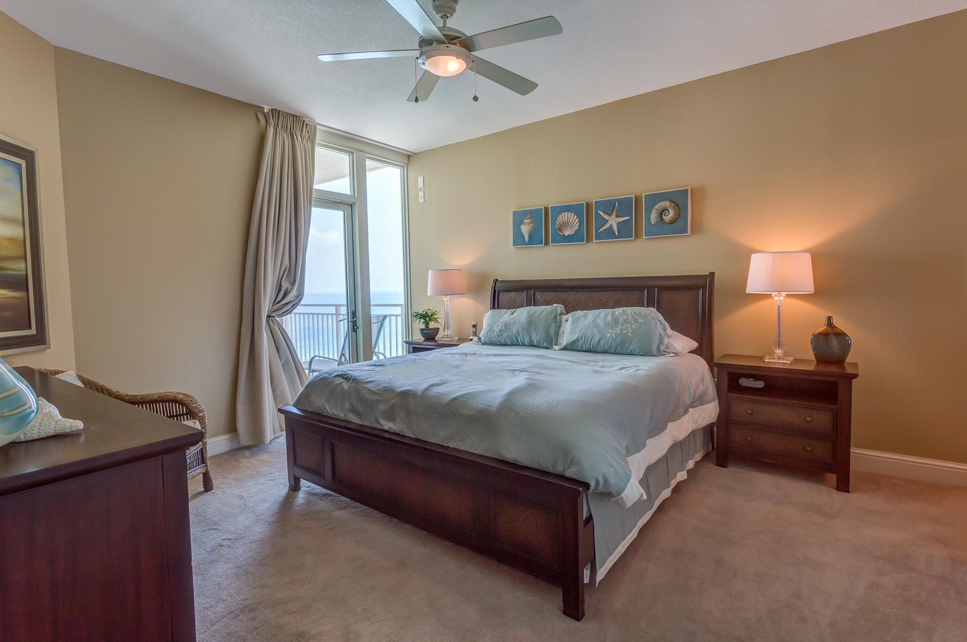 AQUA Beachside Resort - Residential