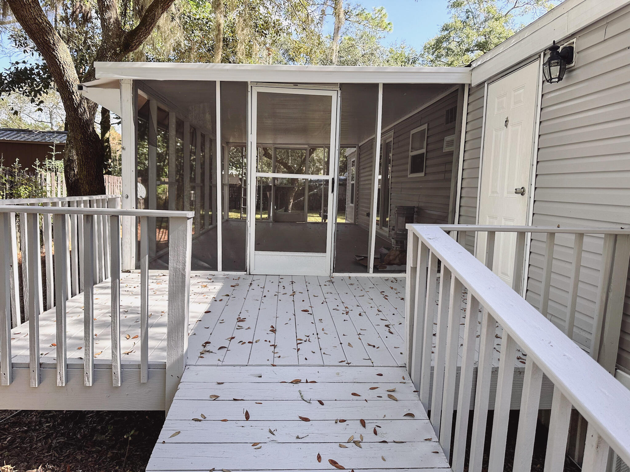 NO RECORDED SUBDIVISION - Residential