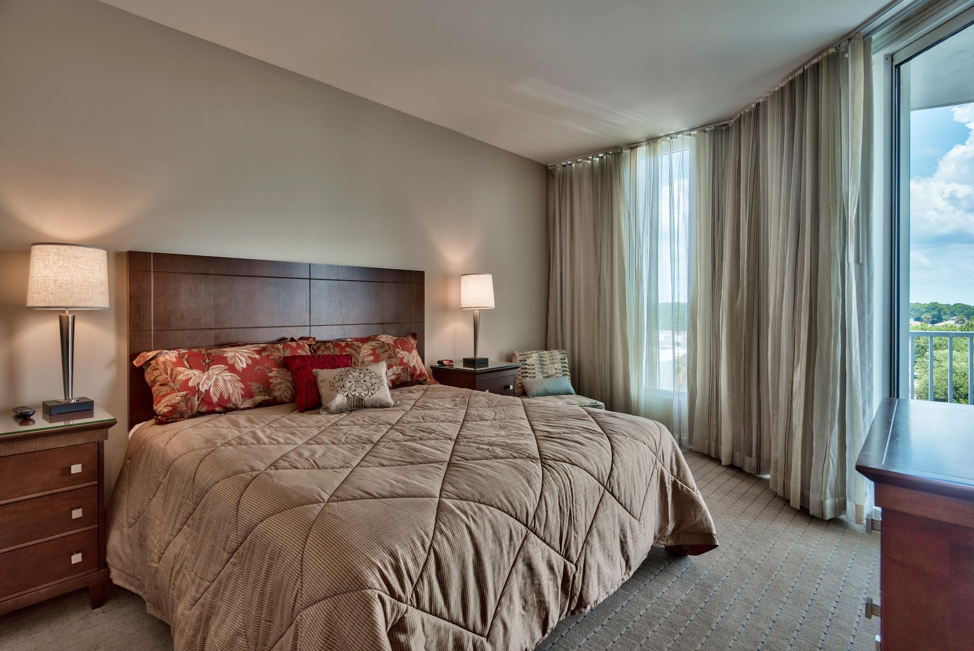 THE PALMS OF DESTIN - Residential