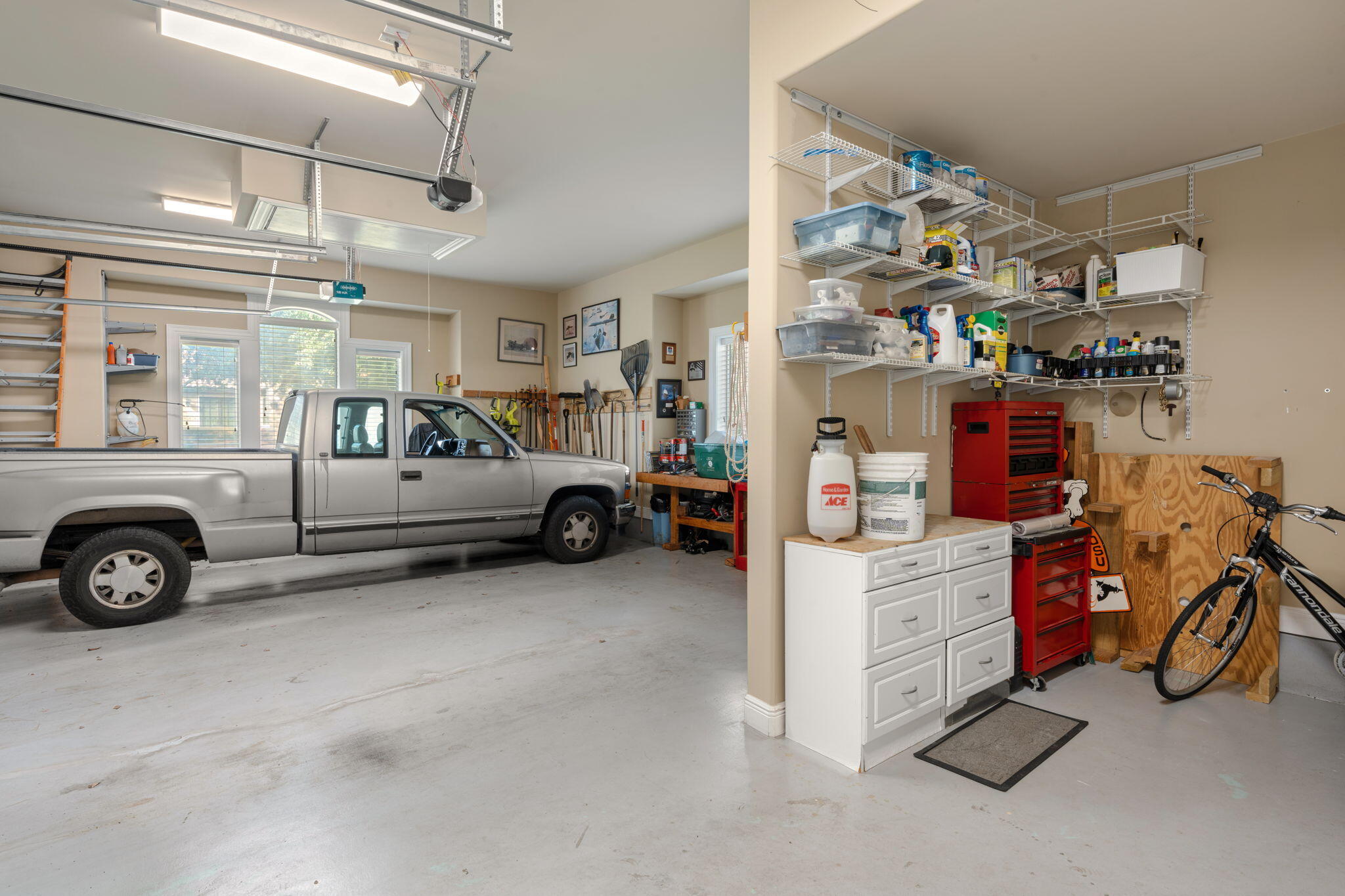 BURNT PINE - Residential