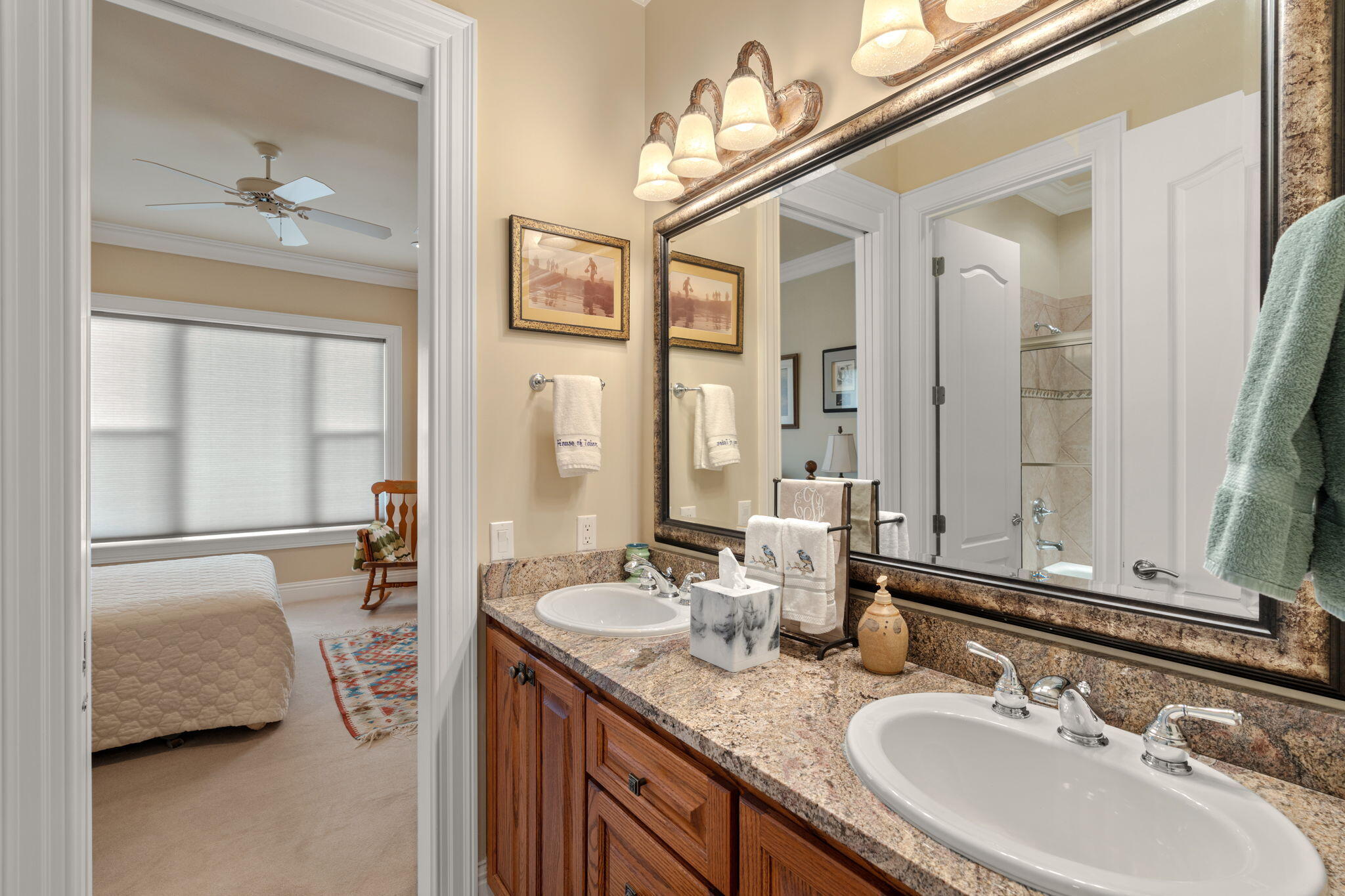 BURNT PINE - Residential