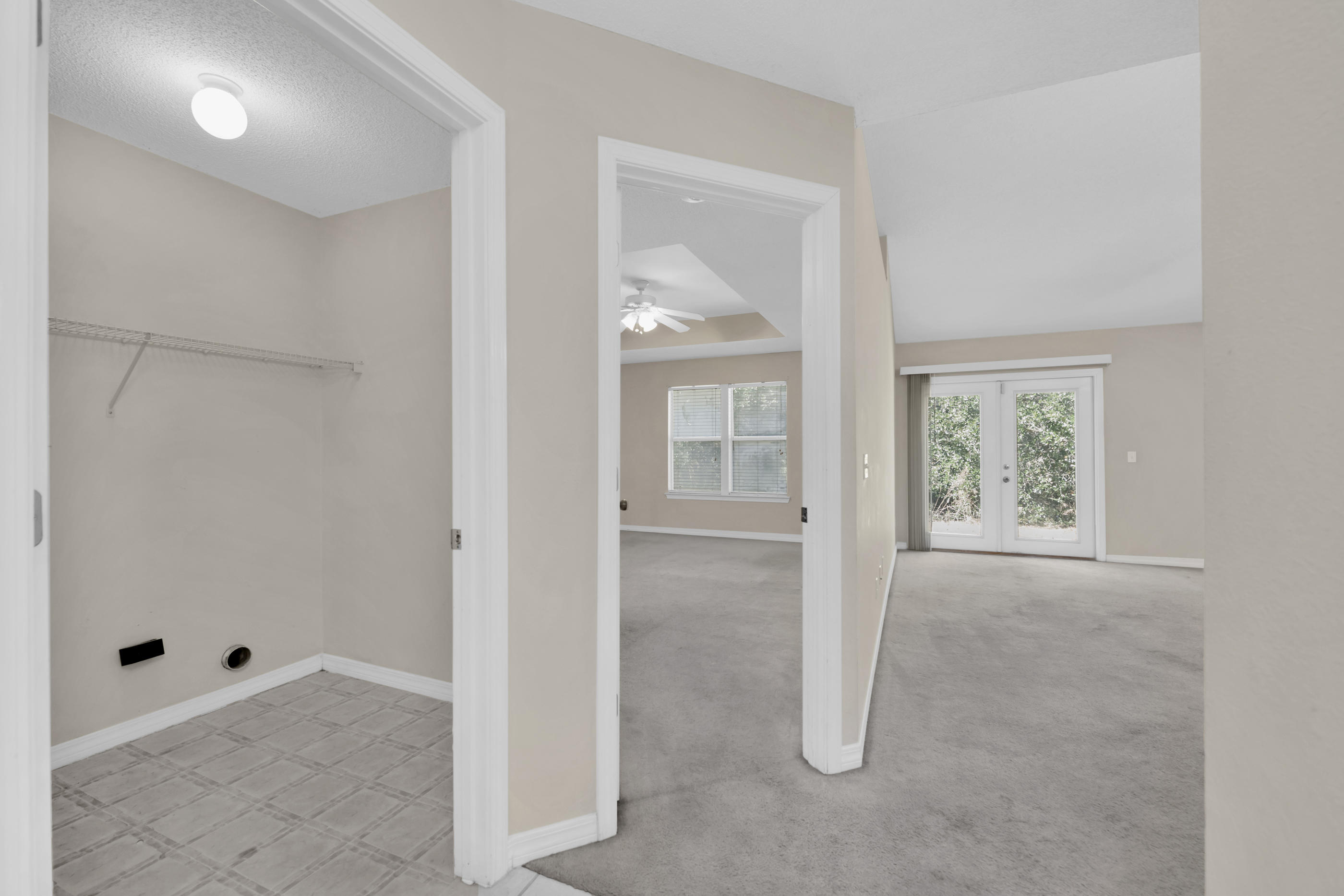 NAVARRE S/D 2ND ADDN - Residential