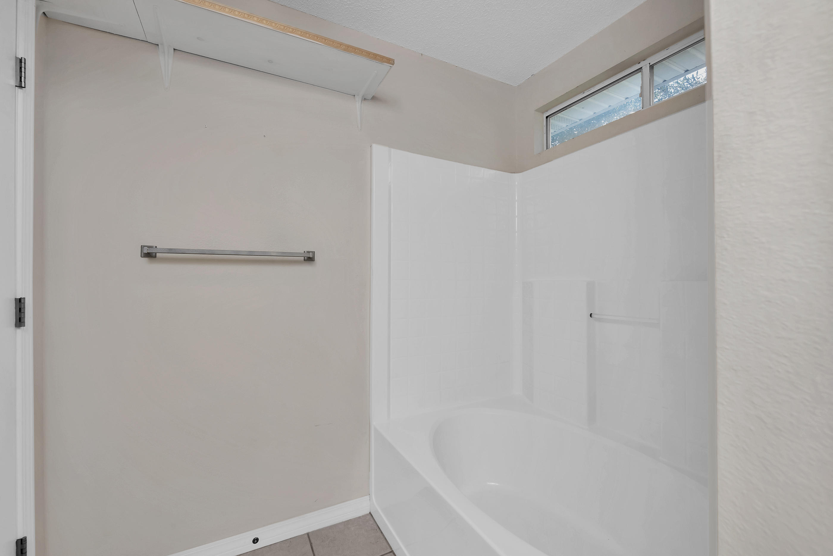 NAVARRE S/D 2ND ADDN - Residential