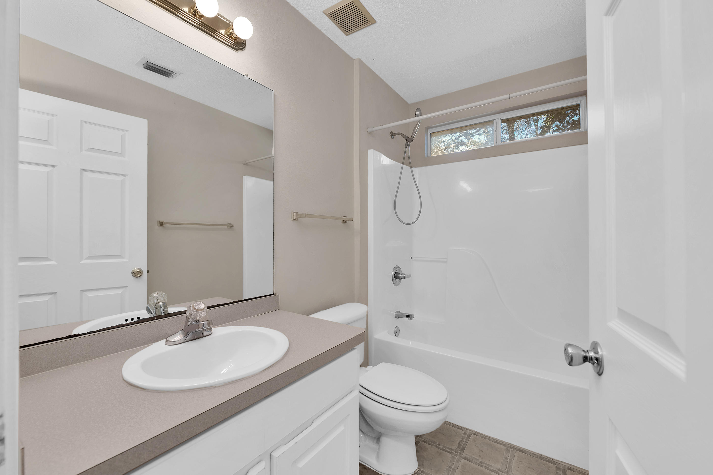 NAVARRE S/D 2ND ADDN - Residential