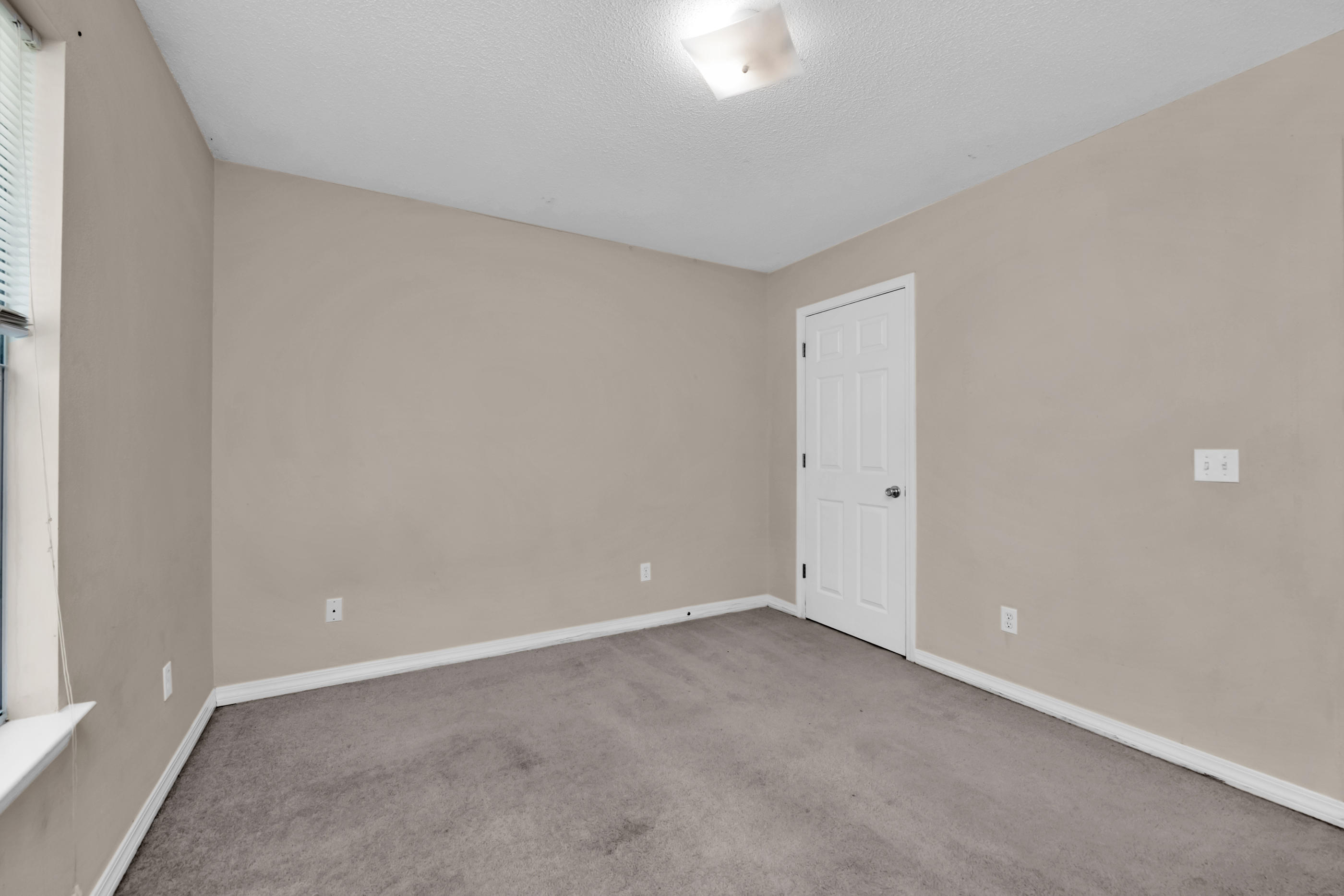 NAVARRE S/D 2ND ADDN - Residential