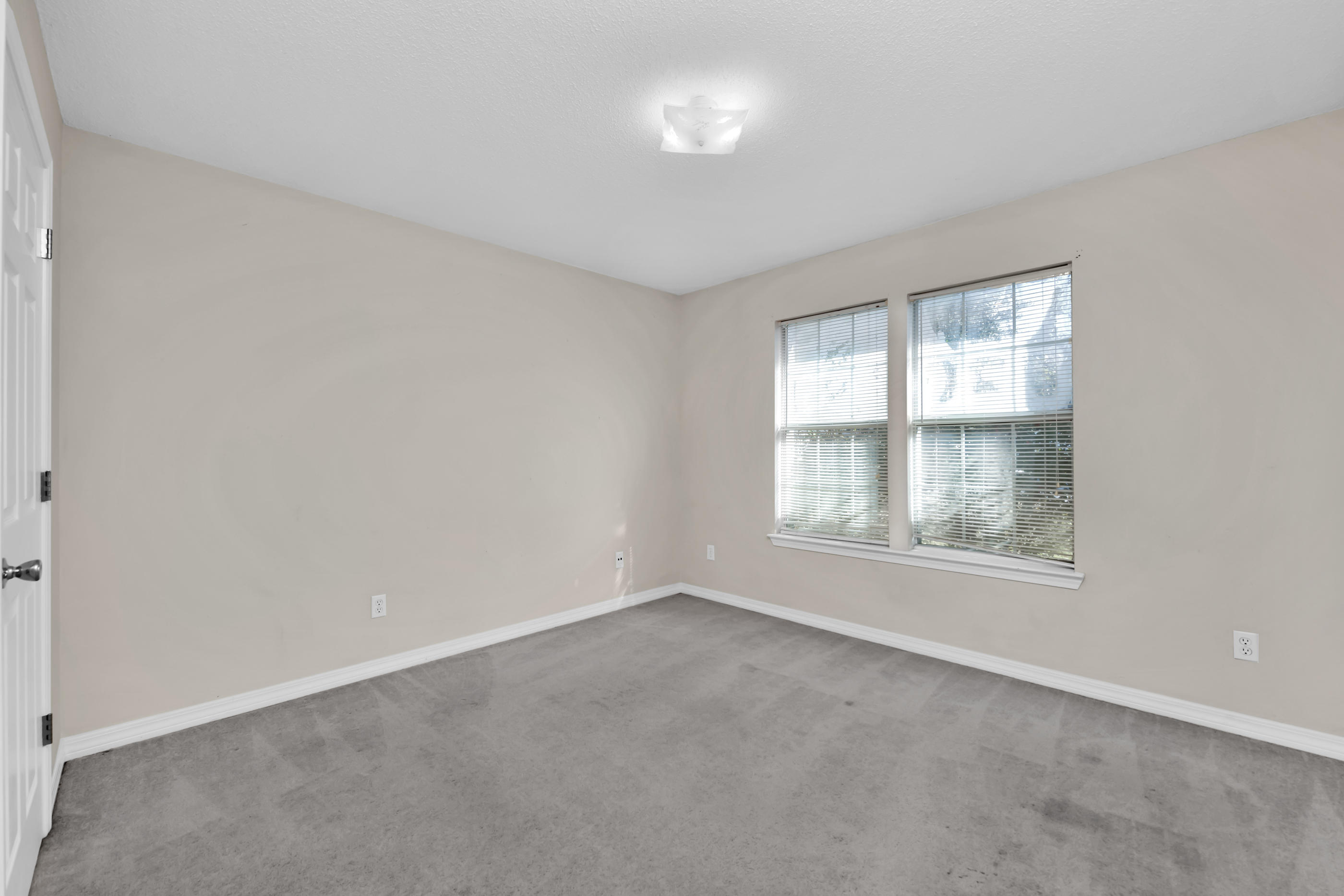 NAVARRE S/D 2ND ADDN - Residential