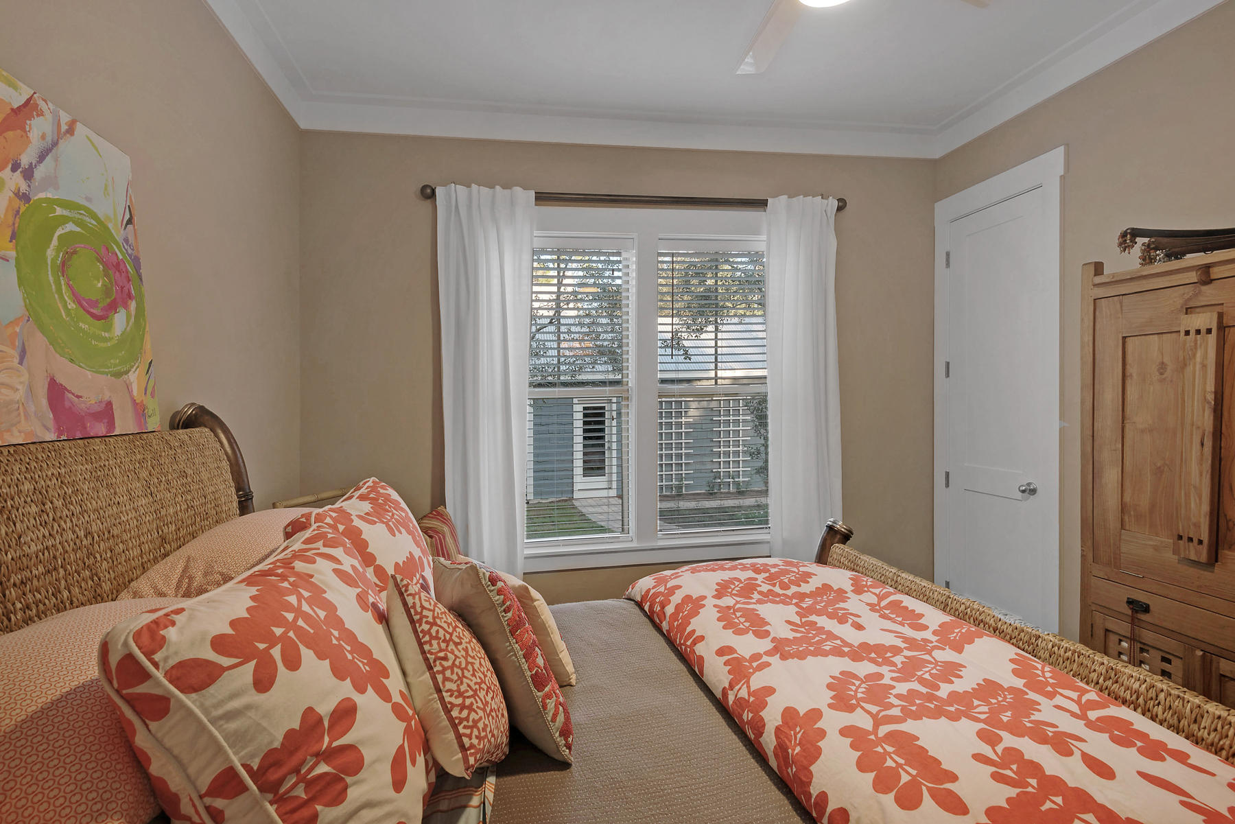 MAGNOLIA BEACH - Residential