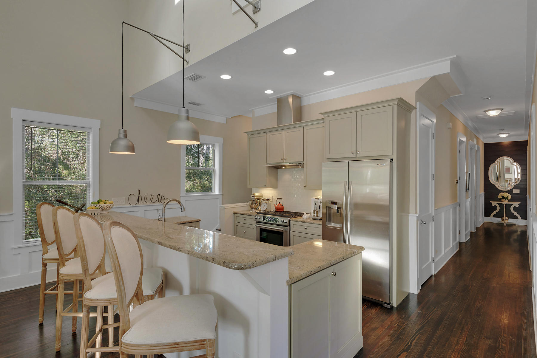 MAGNOLIA BEACH - Residential