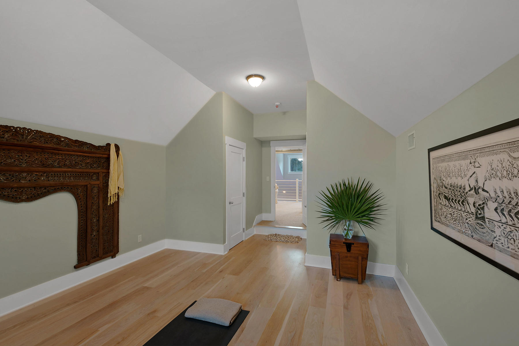 MAGNOLIA BEACH - Residential
