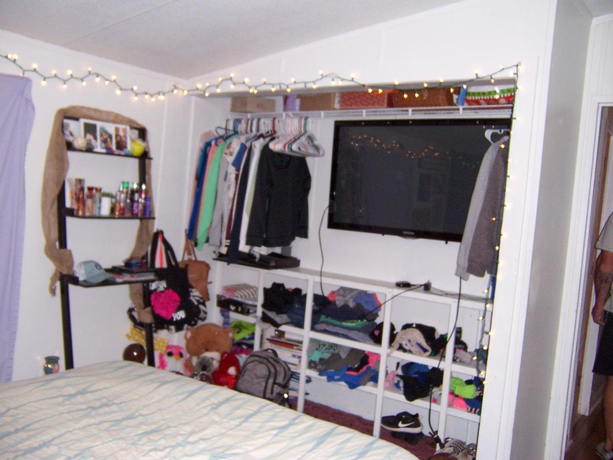 OAKWOOD LAKES ESTATES - Residential