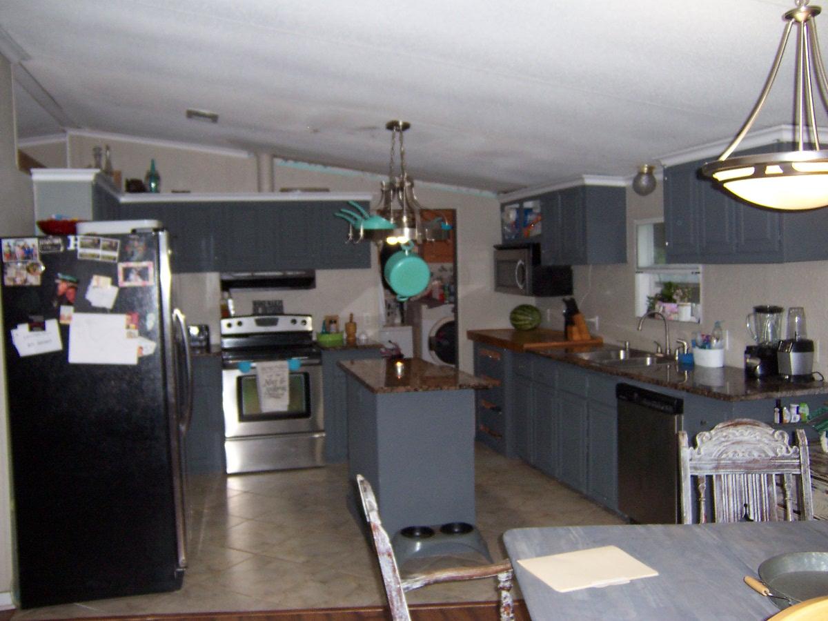 OAKWOOD LAKES ESTATES - Residential