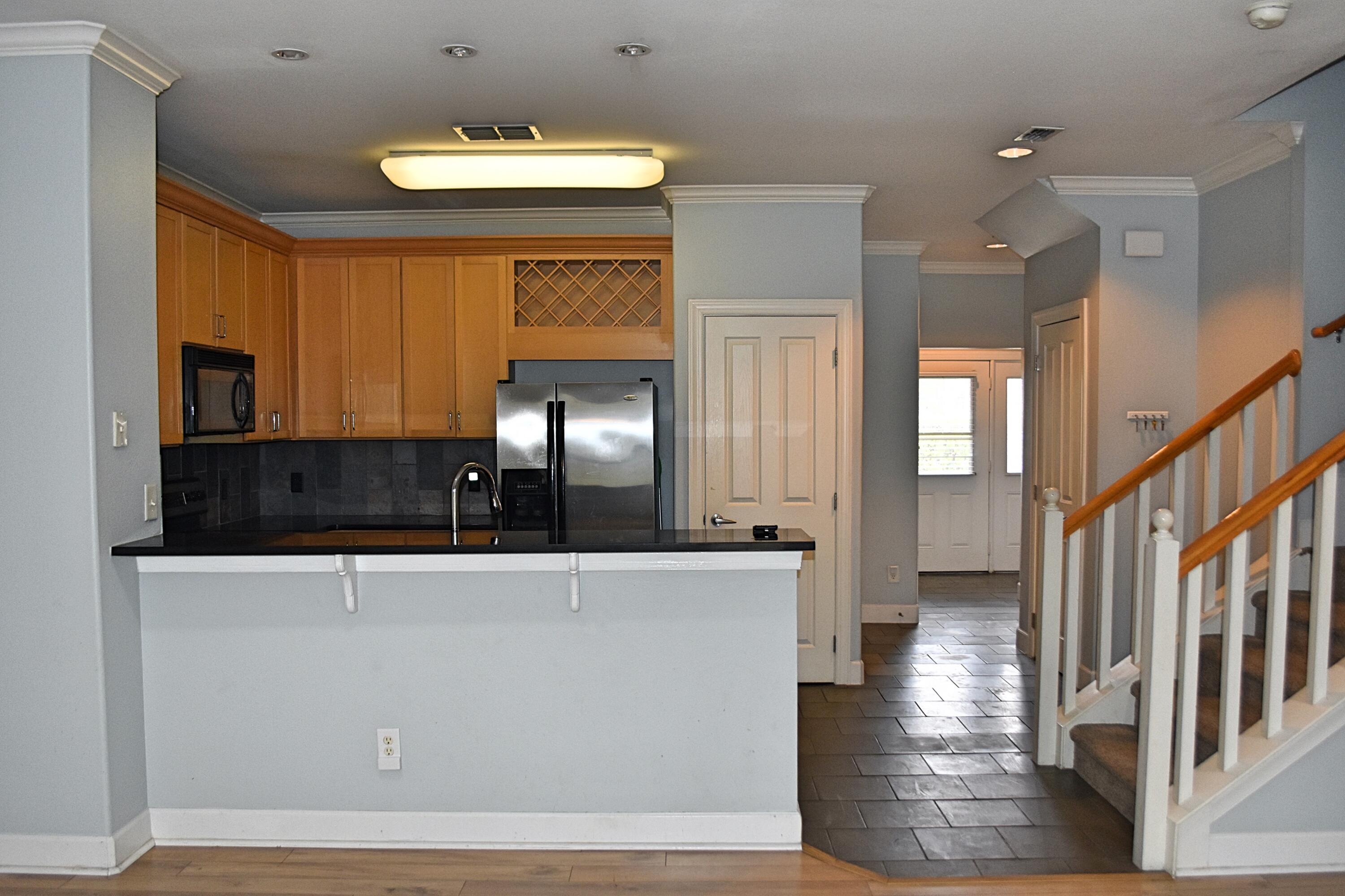 SOUTH HAVEN TOWNHOMES - Residential Lease