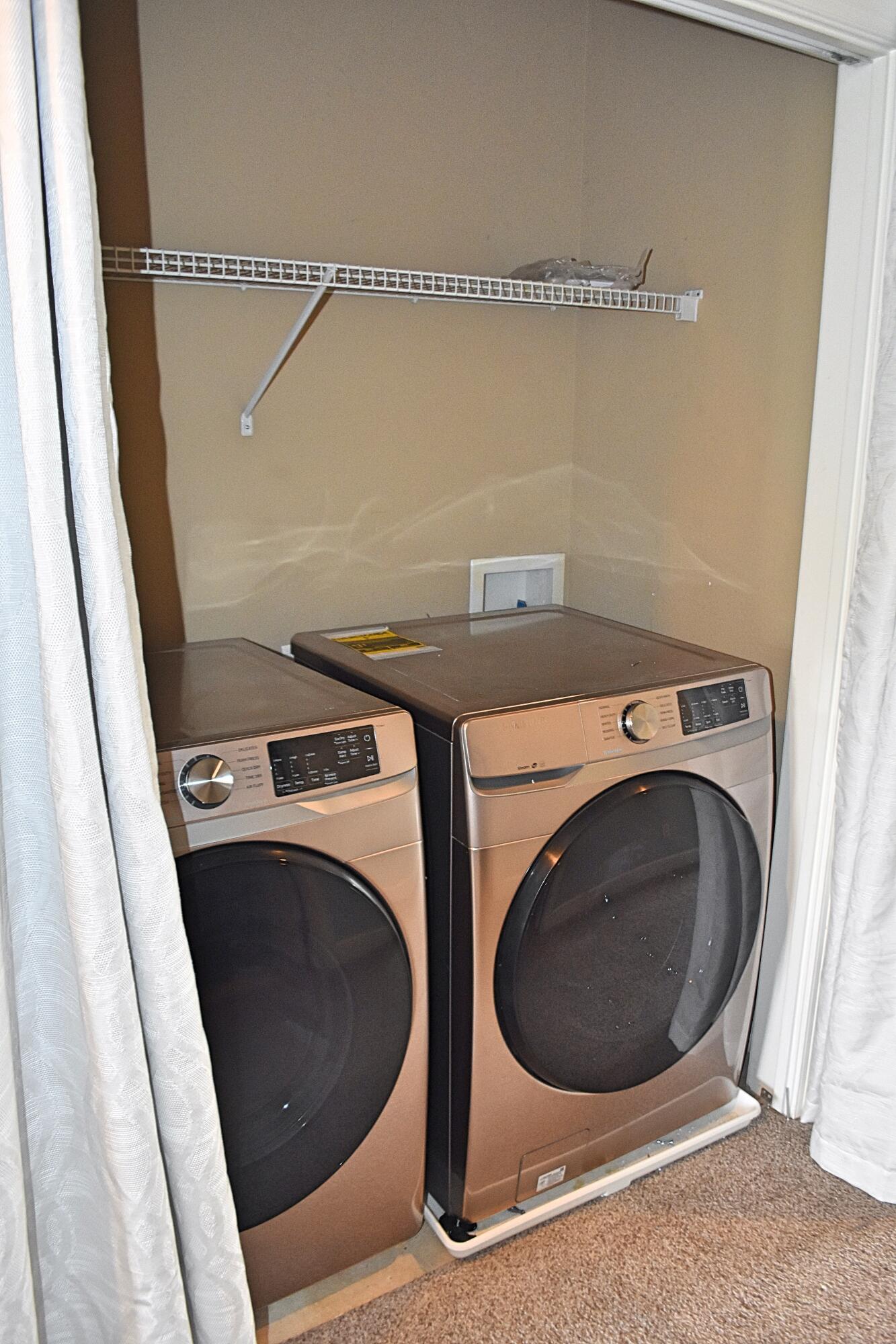 SOUTH HAVEN TOWNHOMES - Residential Lease