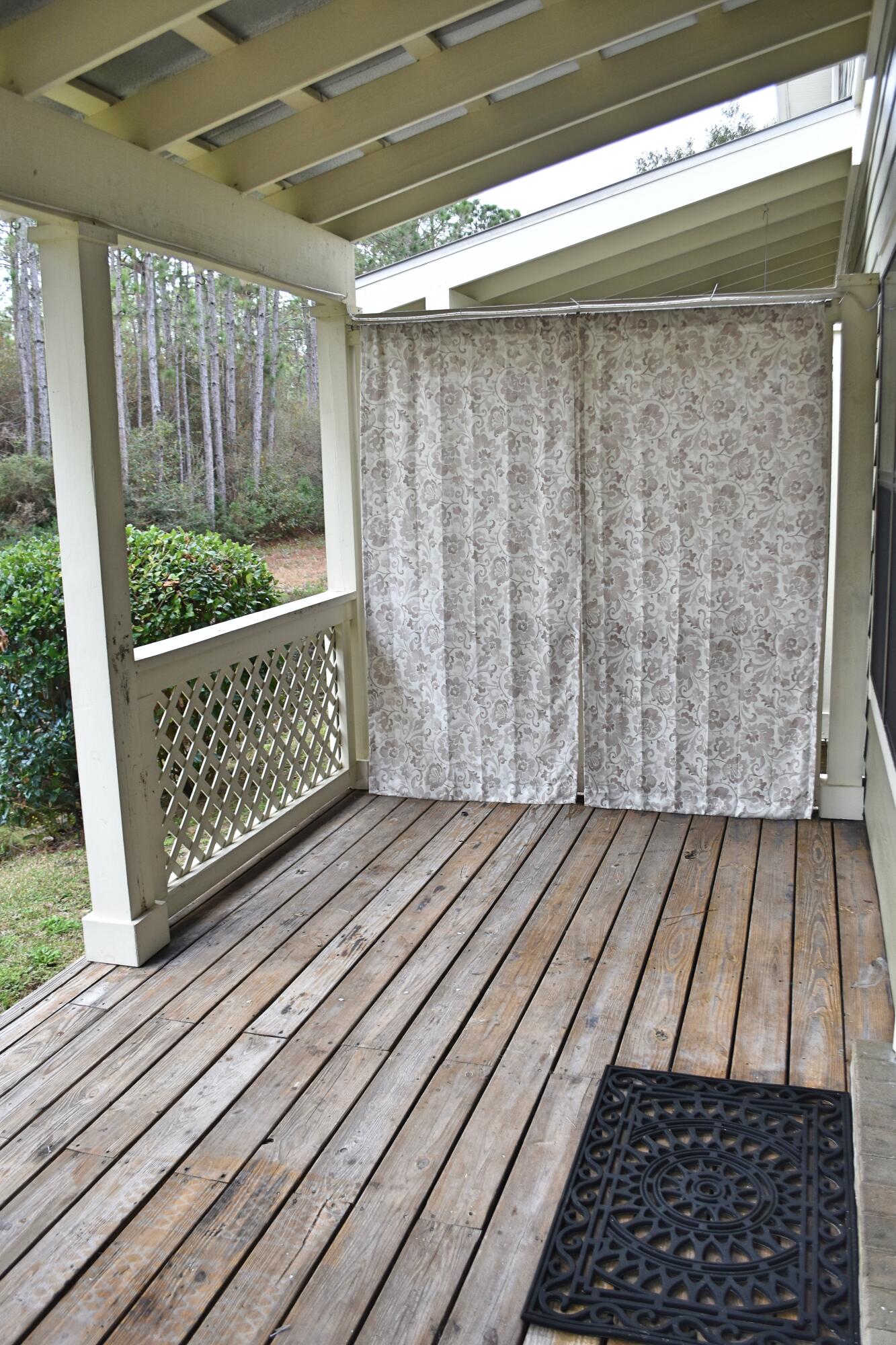 SOUTH HAVEN TOWNHOMES - Residential Lease