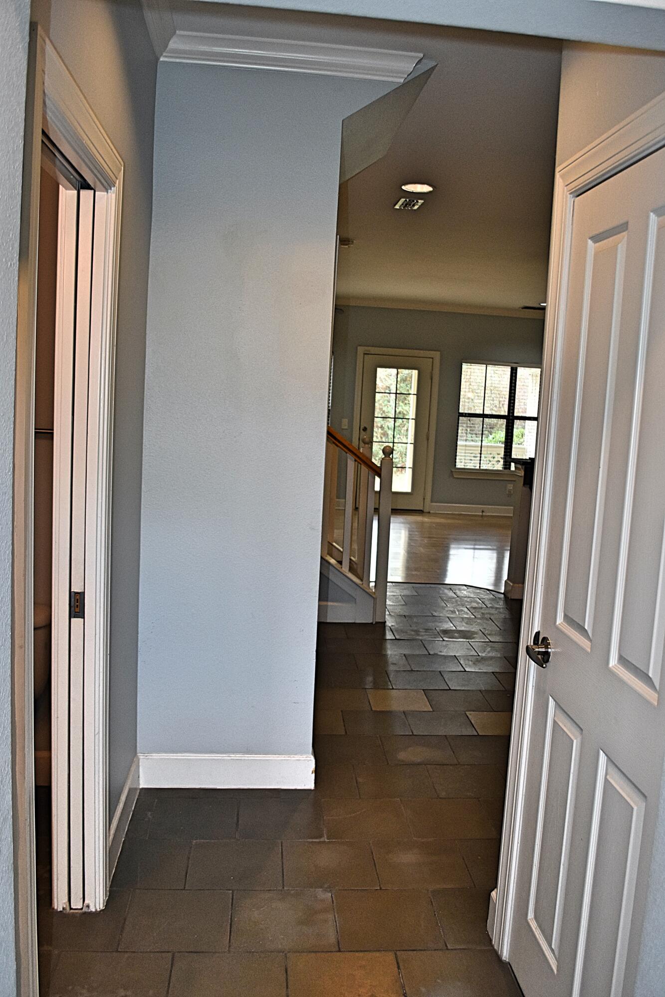 SOUTH HAVEN TOWNHOMES - Residential Lease