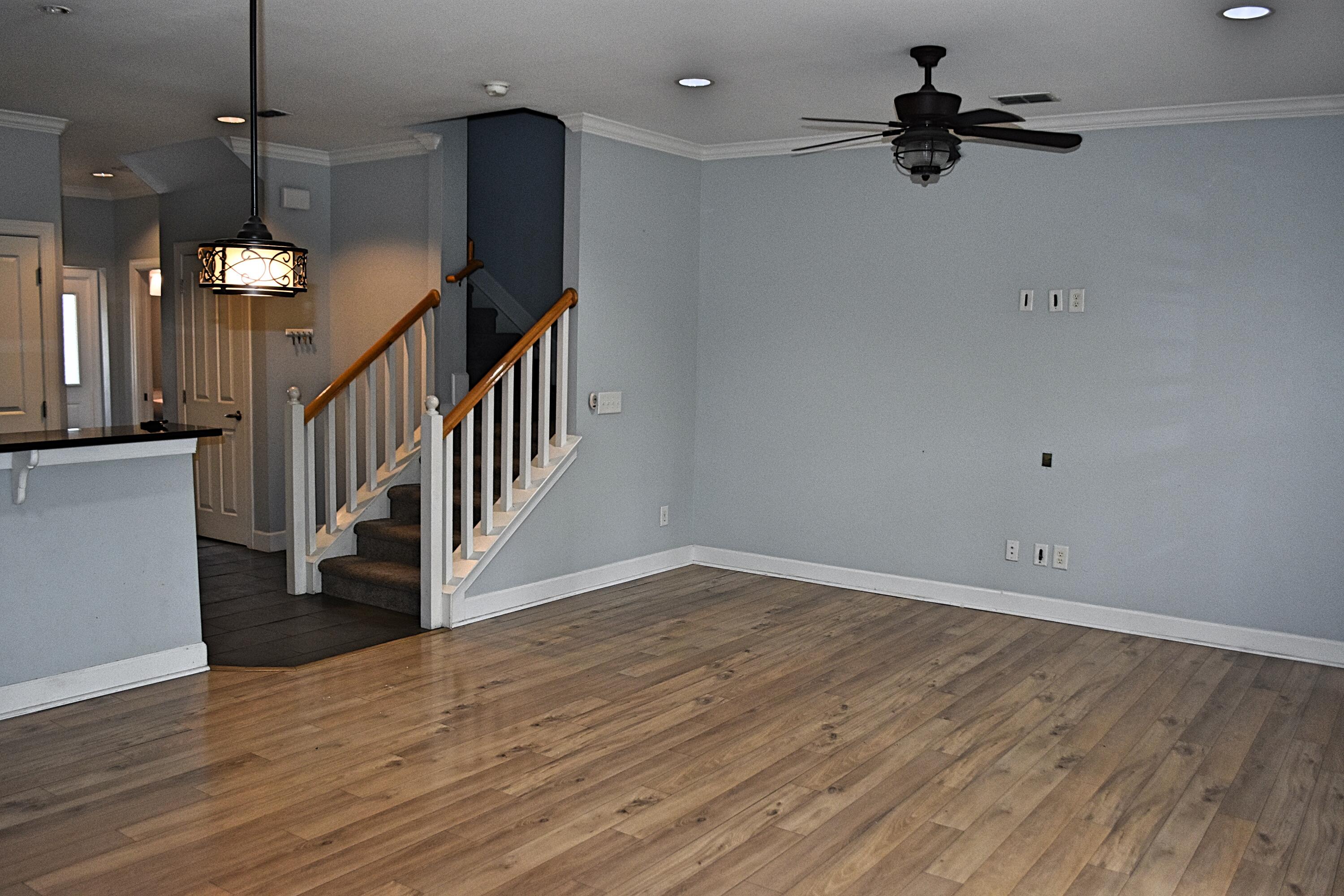 SOUTH HAVEN TOWNHOMES - Residential Lease