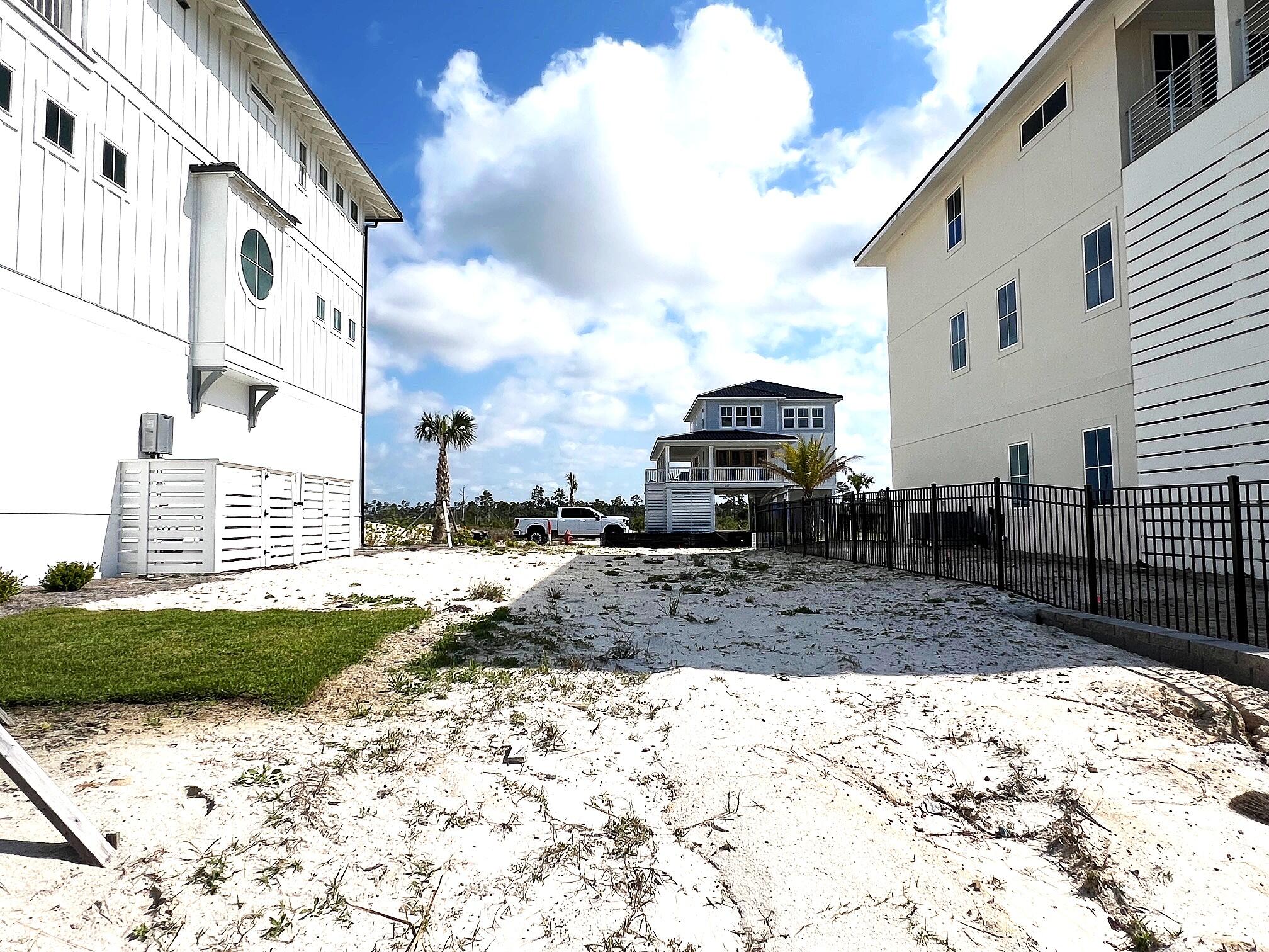 SUGAR SAND - Residential