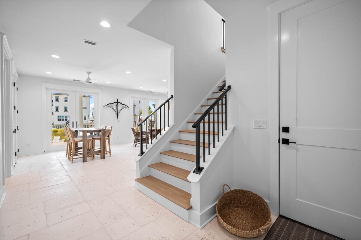 SUGAR SAND - Residential