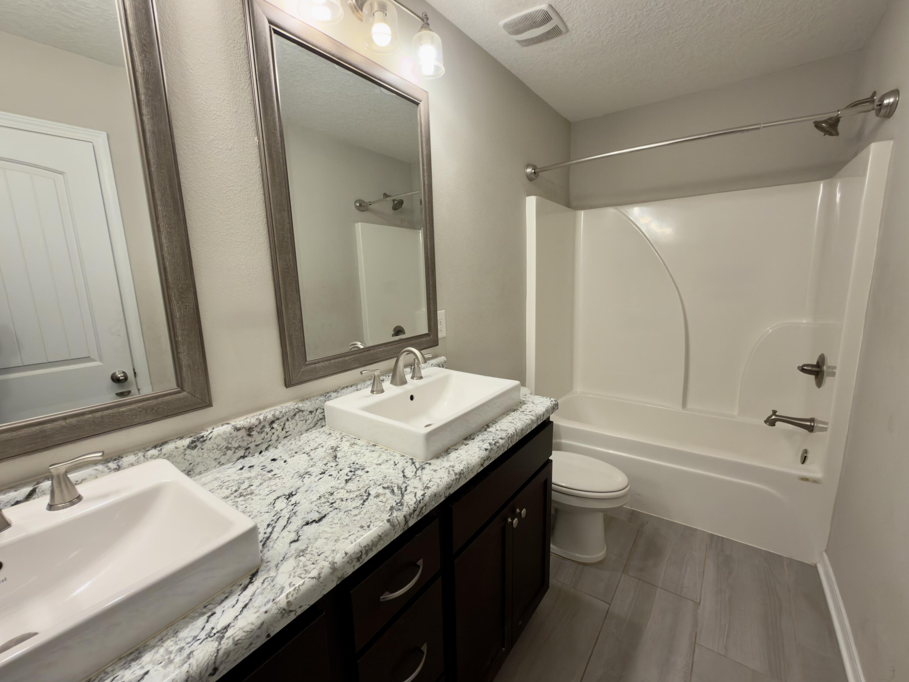 STILLWELL SOUTH - Residential