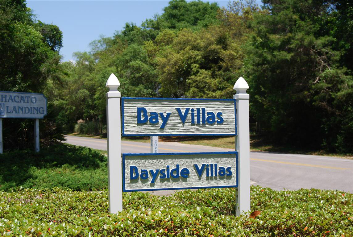 BAY VILLAS - Residential