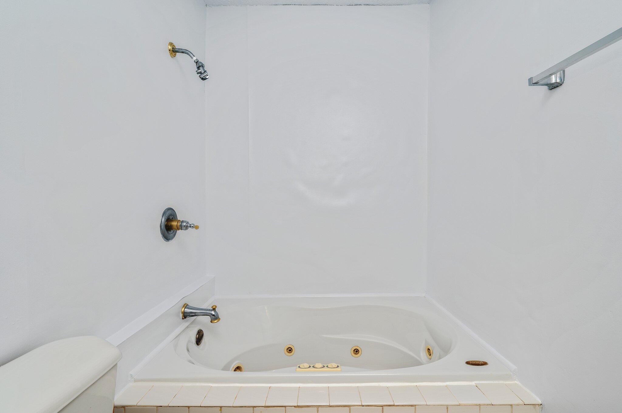 NORWOOD - Residential