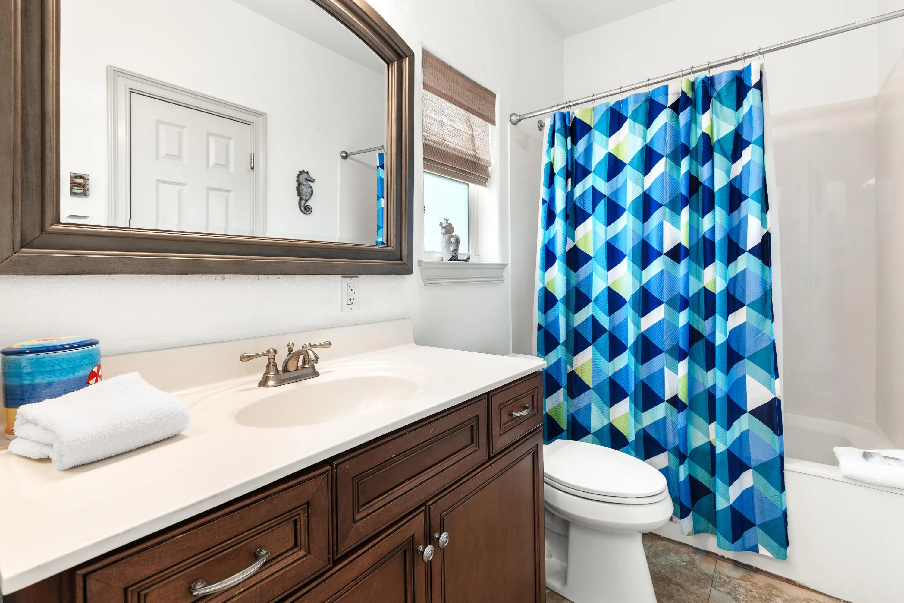 Santa Rosa Beach, Florida 32459, United States, 3 Bedrooms Bedrooms, ,4 BathroomsBathrooms,Residential,Active,169523